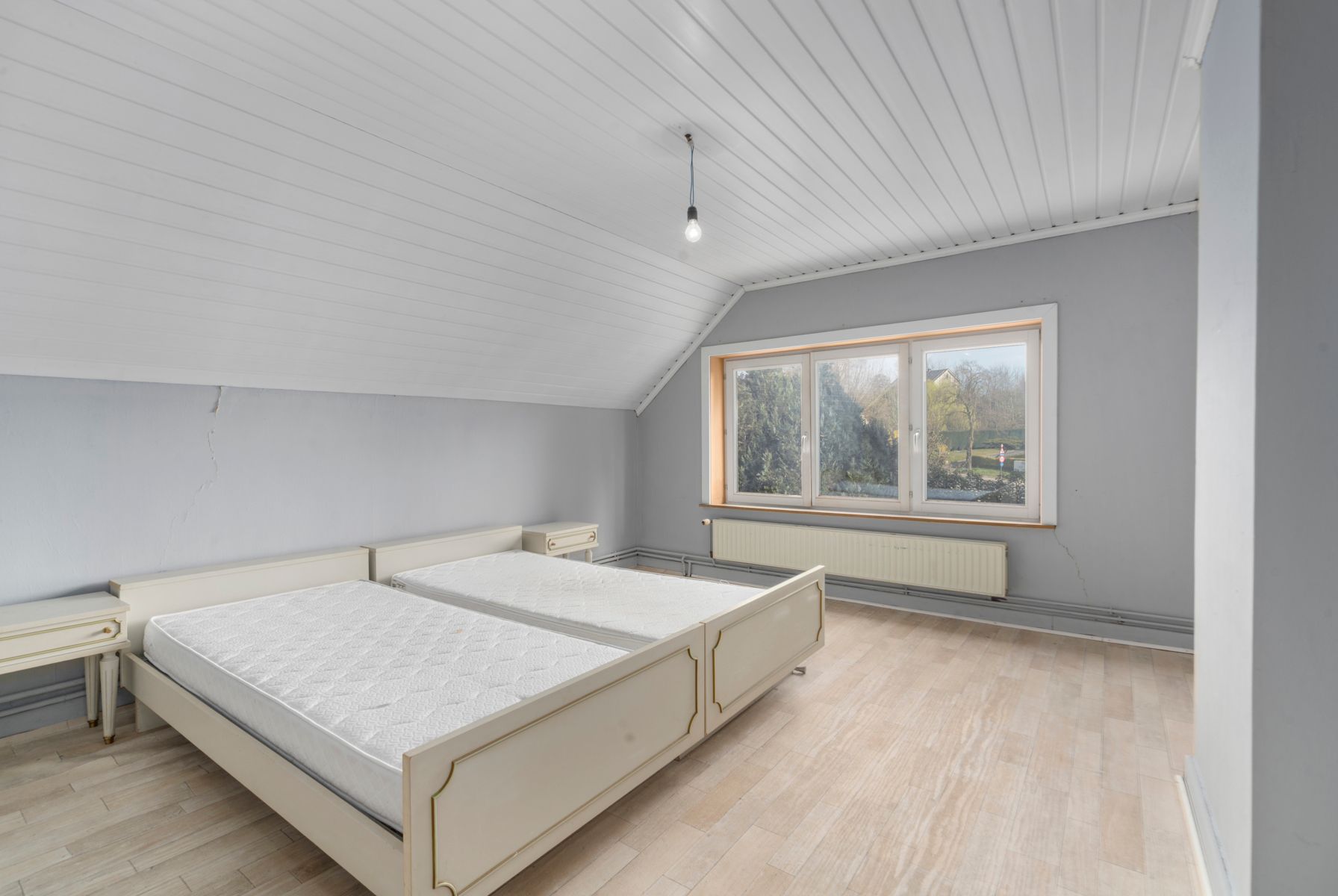 Te renoveren woning aan de stadsrand van Geraardsbergen foto 8
