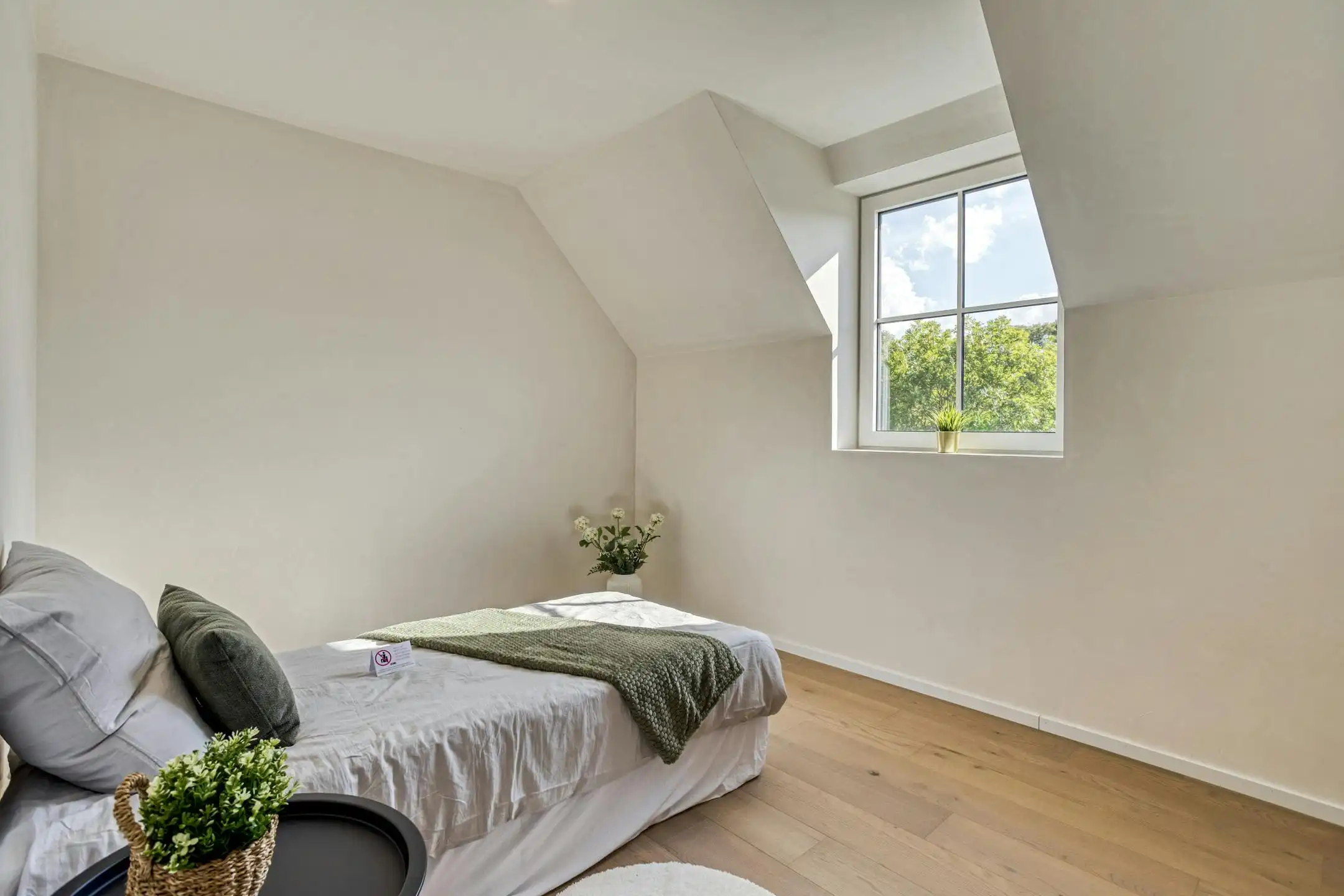 Nieuwbouw (6%) te koop in Elverdinge met 3 kamers en dubbele garage foto 7