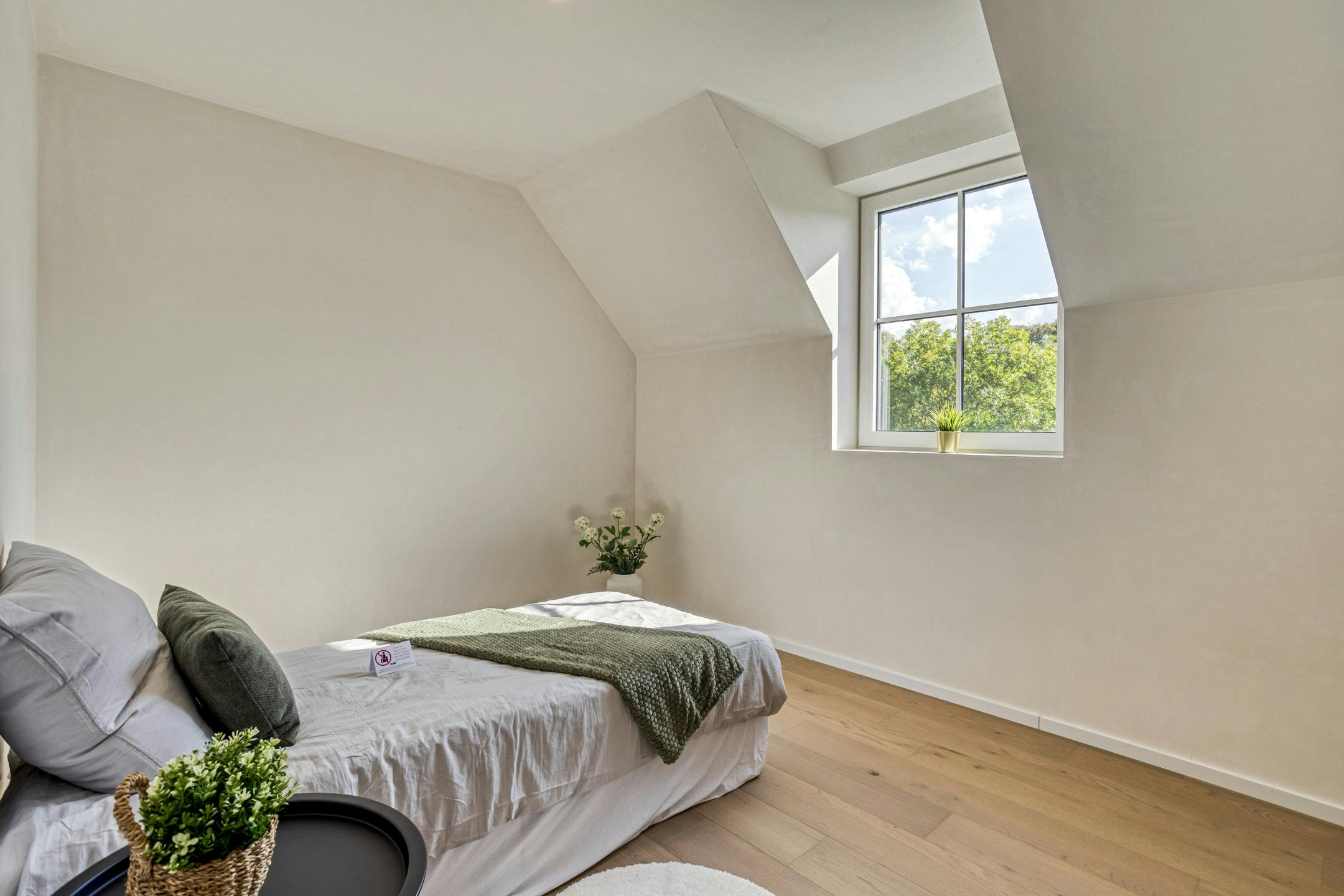 Nieuwbouw (6%) te koop in Elverdinge met 3 kamers en dubbele garage foto 9