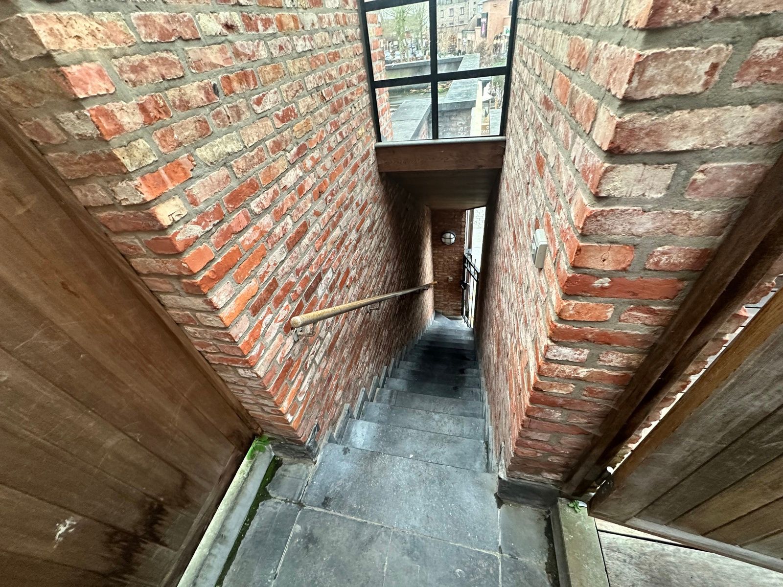 Winkel + woonst op een toplocatie in Turnhout foto 14