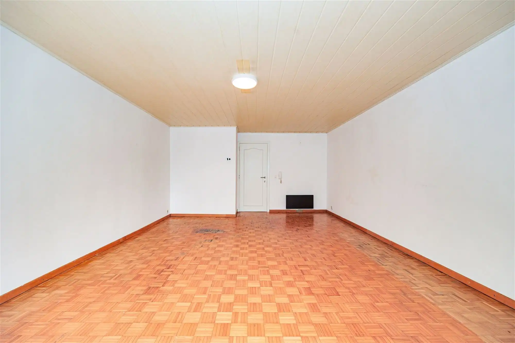 Appartement met 1 slk + tuin vlakbij het Centraal Station foto 7