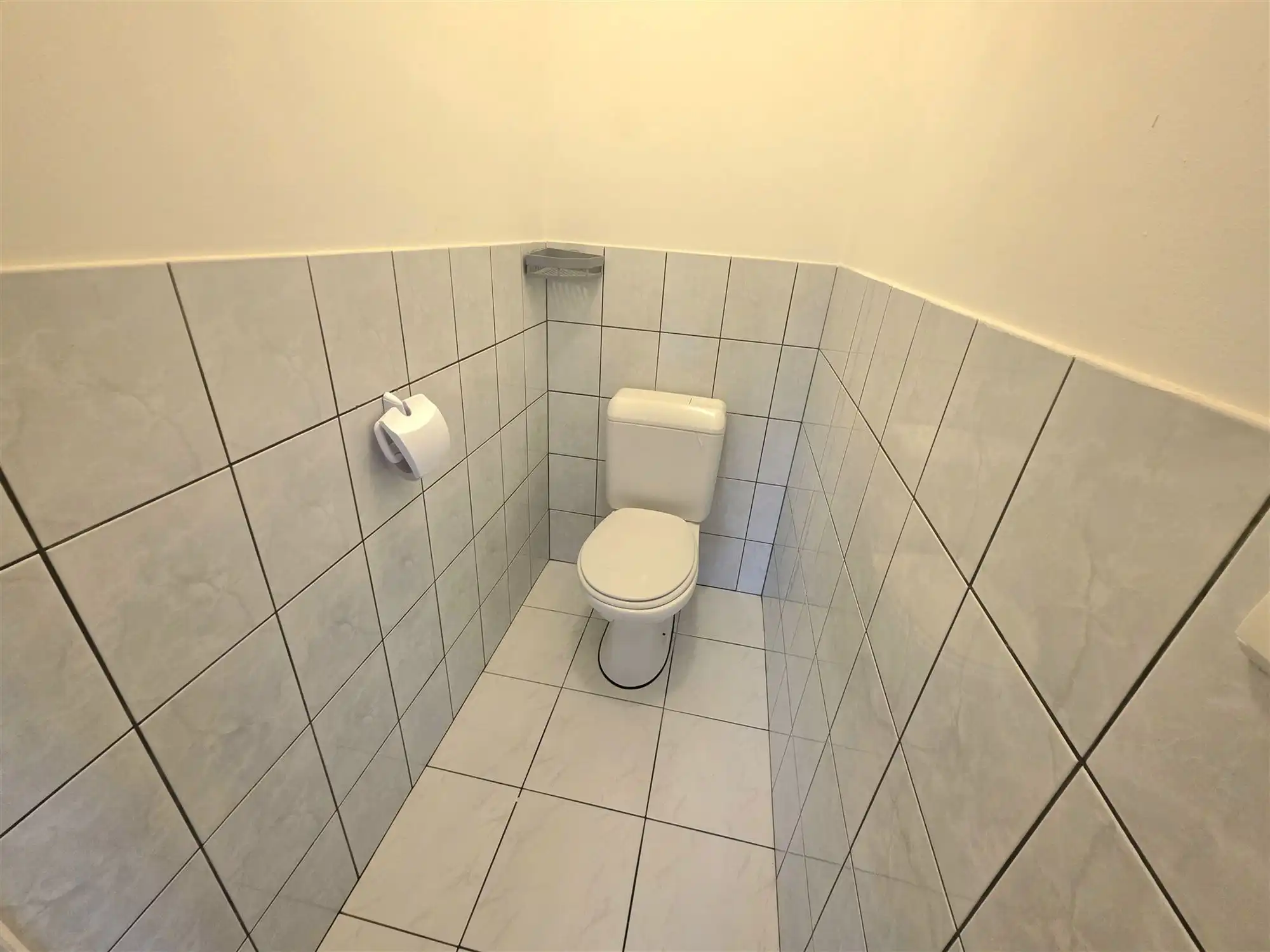 Instapklaar appartement met 2 slpks en garage in centrum  foto 7