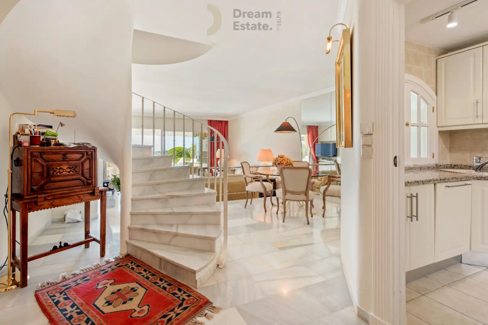 Ruime woning op uitstekende ligging foto 10