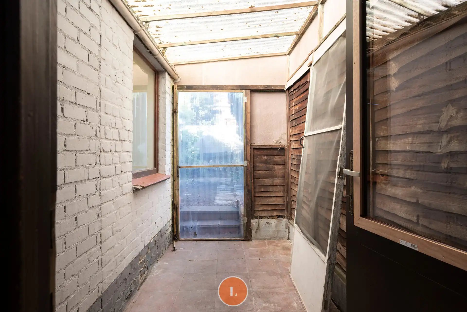 Op te frissen stadswoning met 2 slaapkamers, ruime zolder en gezellige stadstuin. foto 10