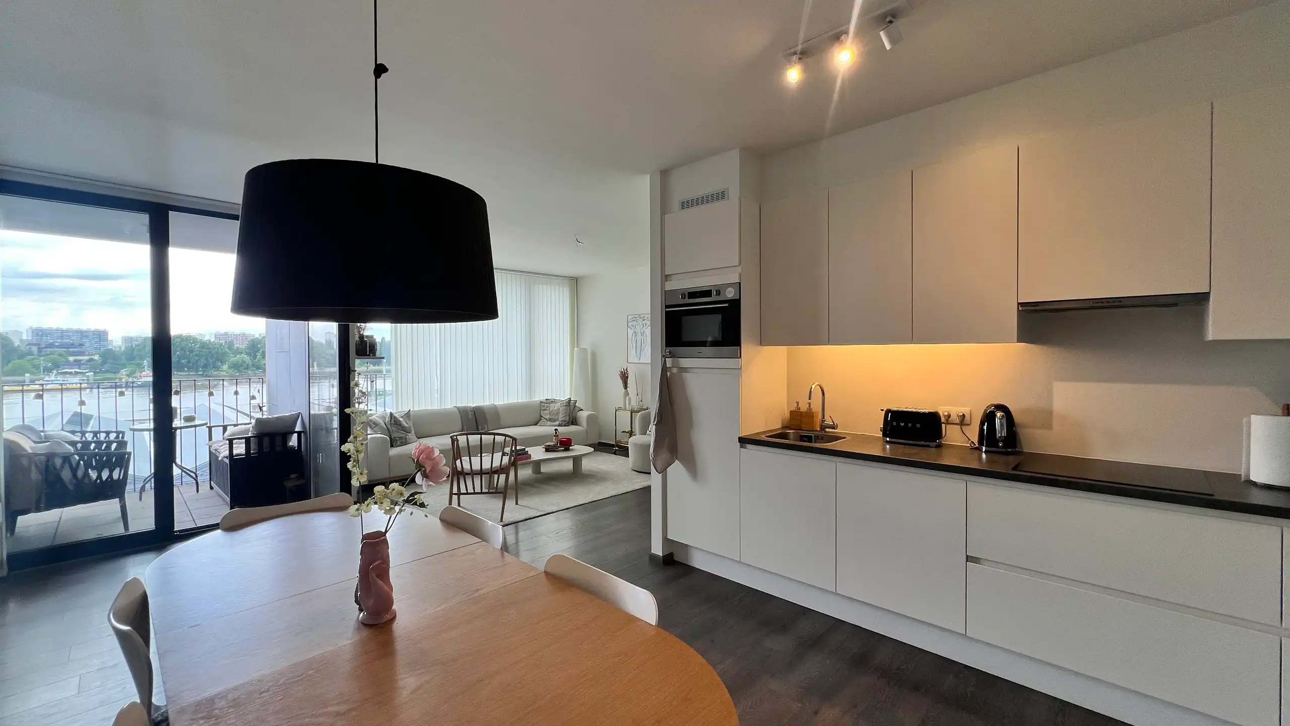 ANTWERPEN - Appartement met Scheldezicht foto 2