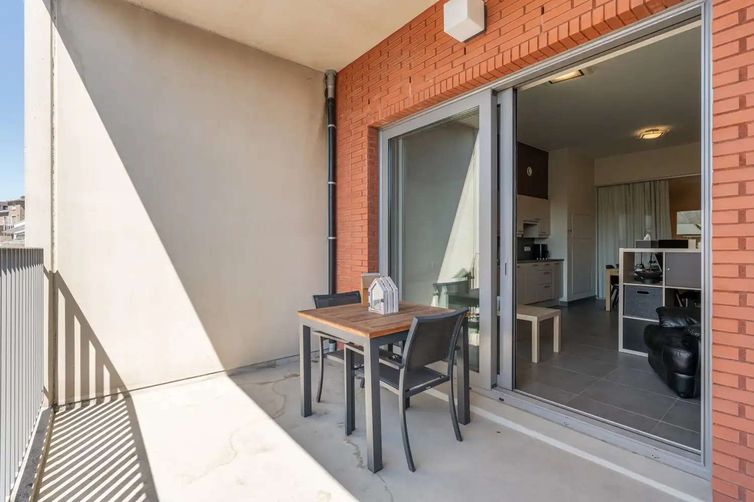 Modern en energiezuinig(A-label) appartement met 1 slaapkamer, een terras, een autostaanplaats, een kelder en een fietsenstalling te centrum Leuven! foto 11