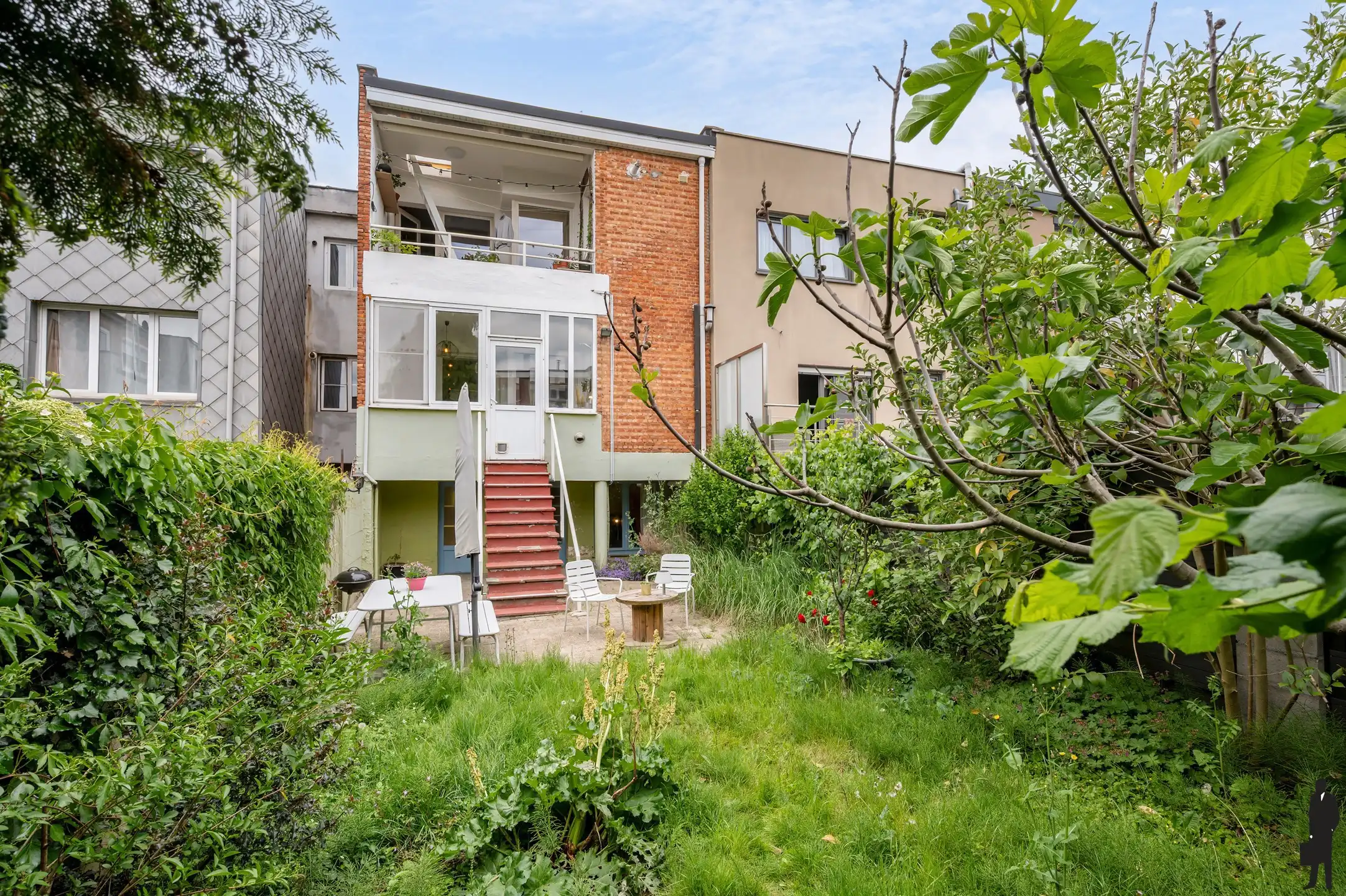 Charmant gelijkvloersappartement met grote tuin en garage foto 8