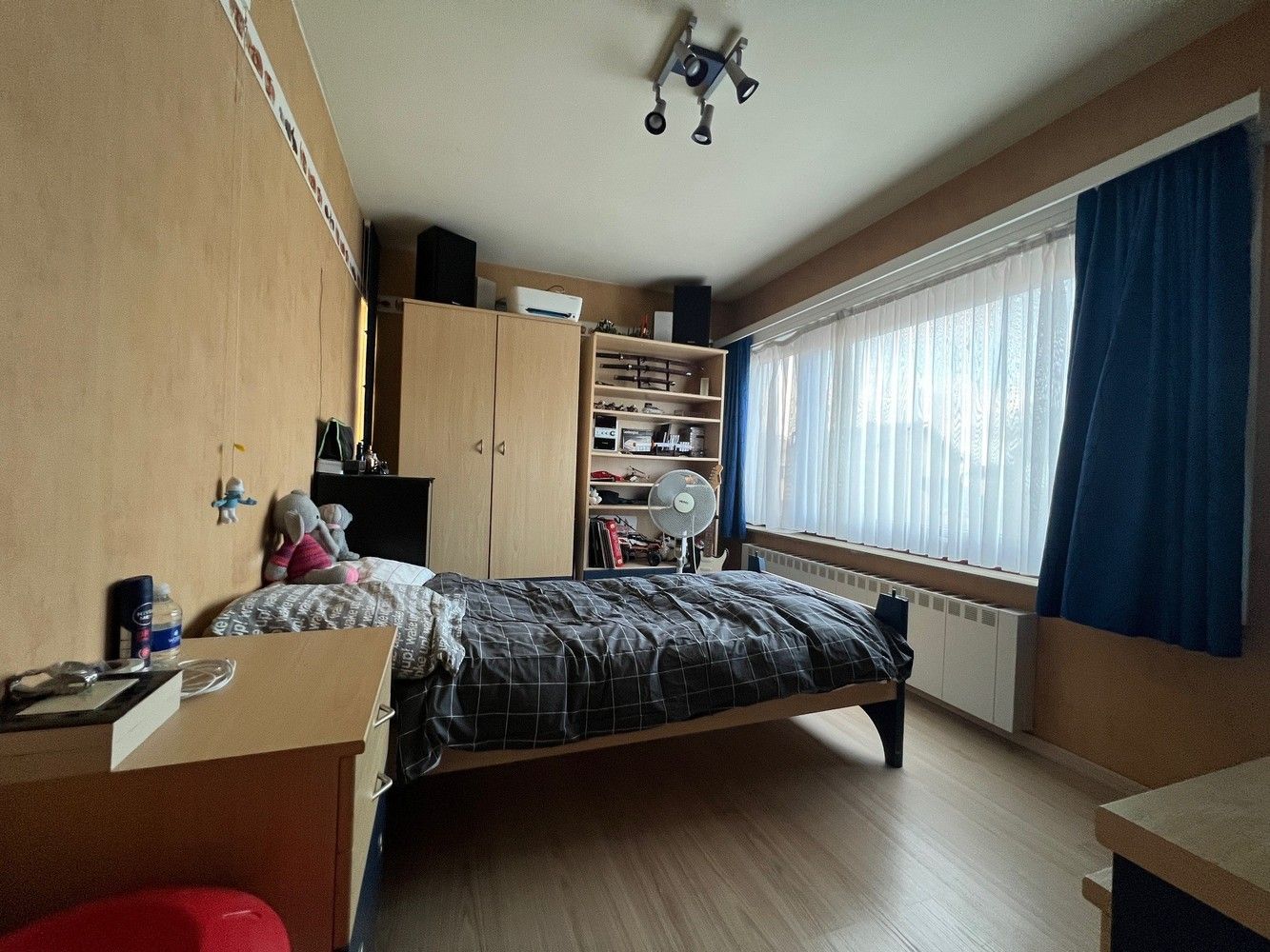 Instapklare woning met 4 slaapkamers en garage. foto 4