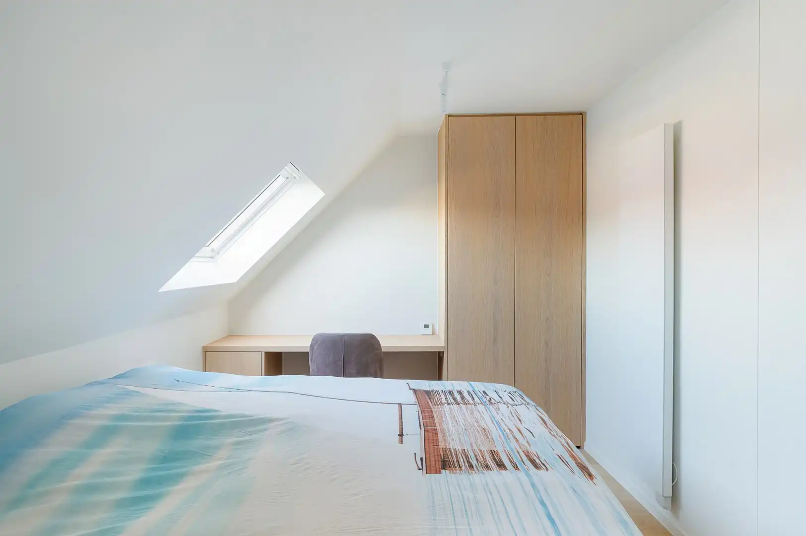 Luxueus gerenoveerd duplexappartement met drie slaapkamers. foto 19