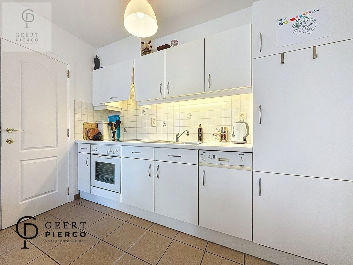 Gelijkvloers appartement met ruim terras foto 5