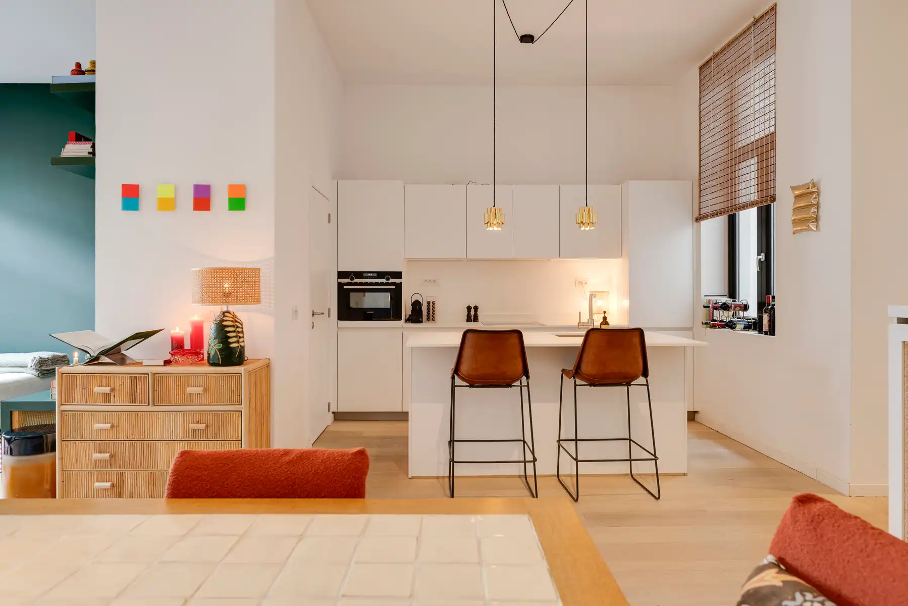 Lichtrijk, trendy appartement in gerenoveerd herenhuis foto 7