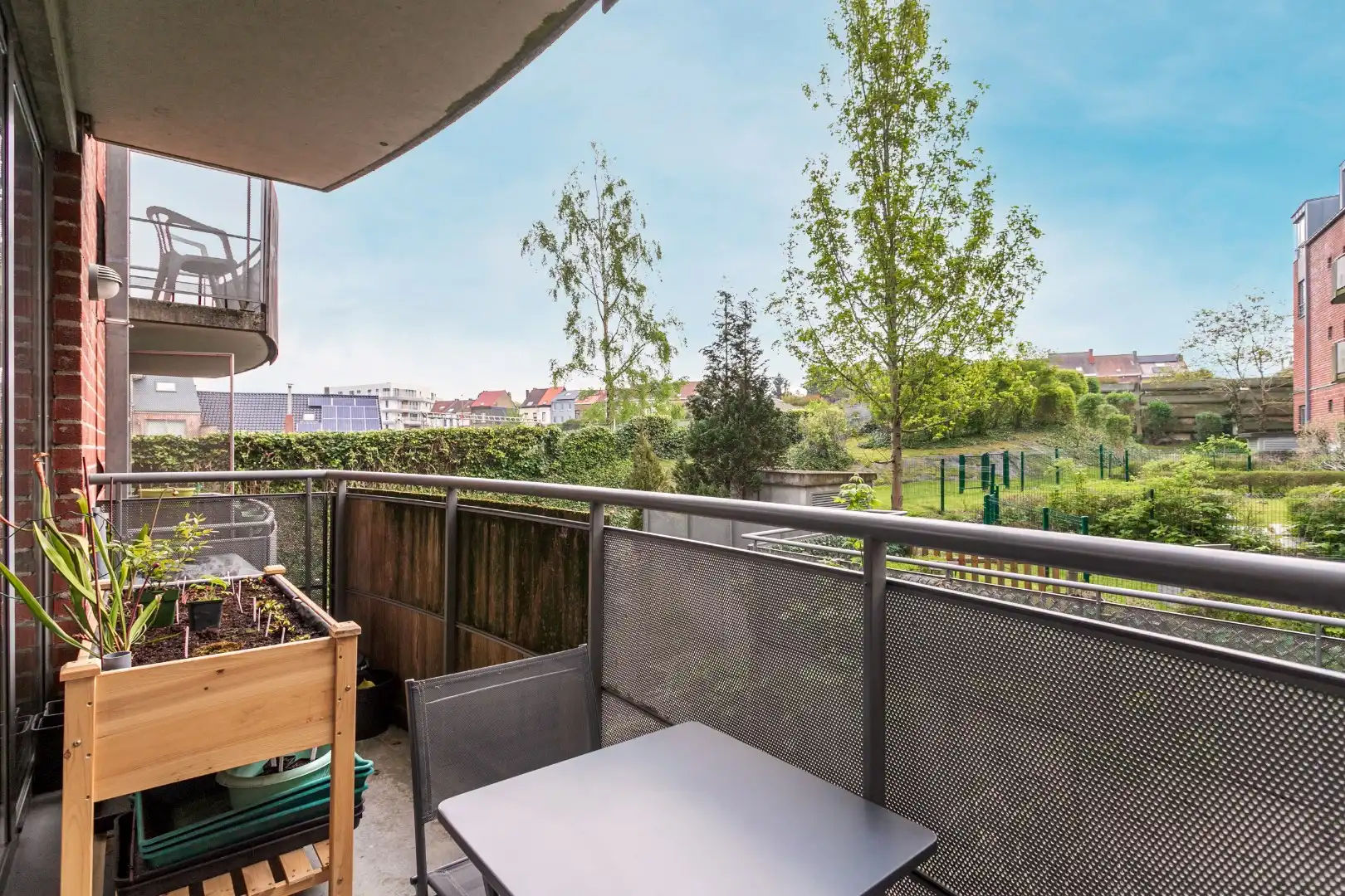 Instapklaar appartement met 2 slaapkamers, kelder en ondergrondse autostaanplaats foto 5