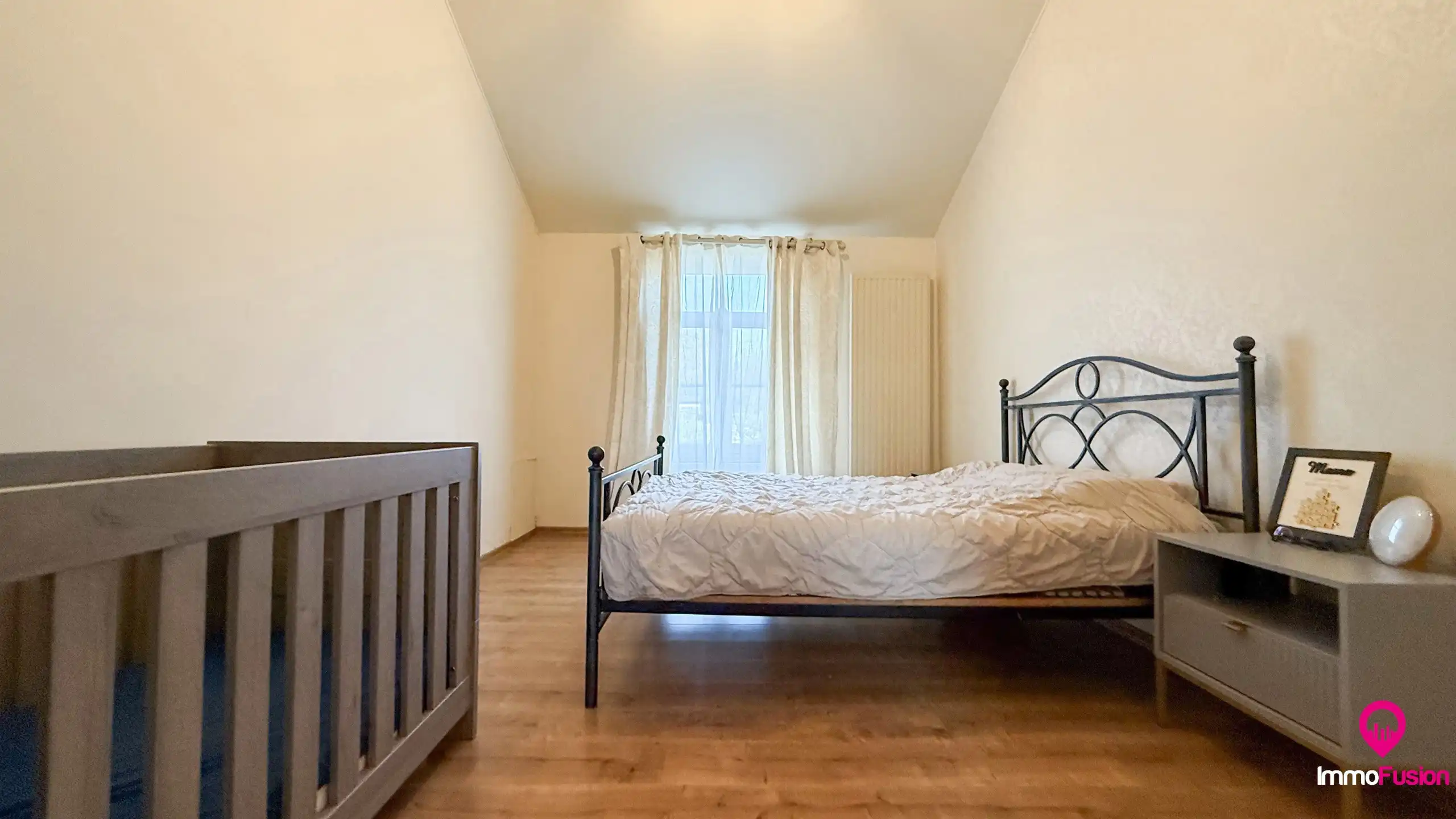 Zeer ruim wonen met 5 slpks en rustig gelegen! foto 23