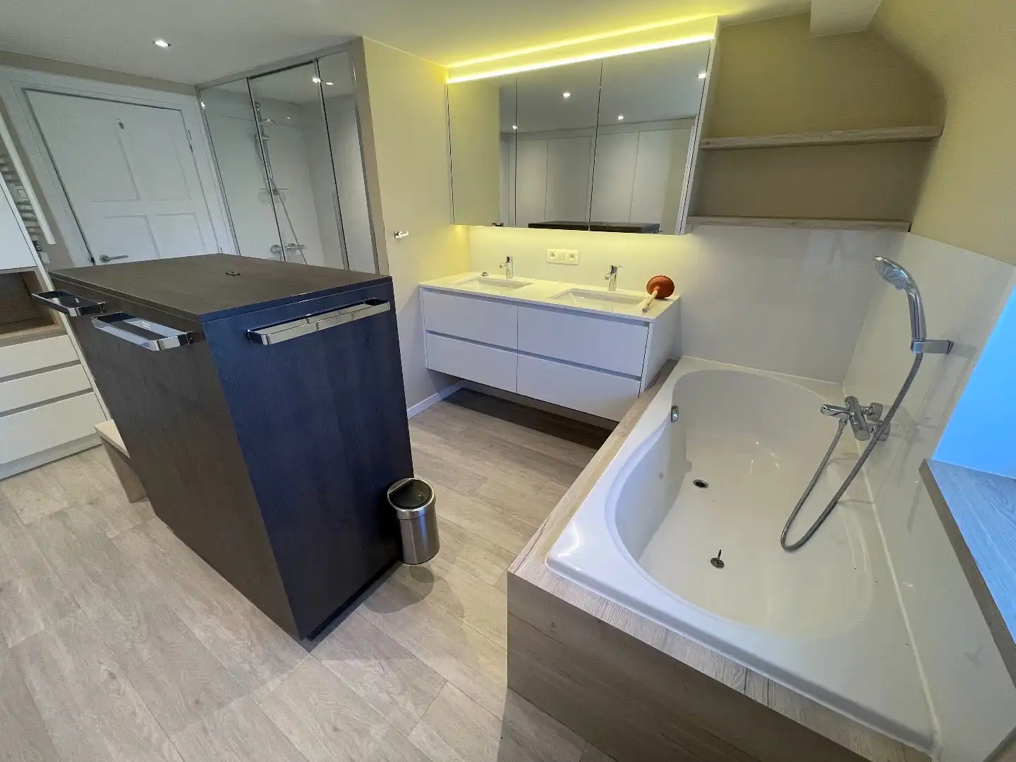 Stijlvol duplexappartement met verrassende buitenruimte, 3 slpk. foto 28