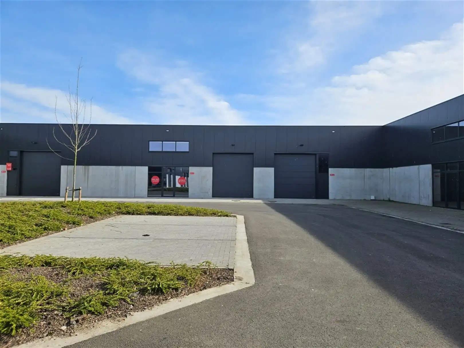 Nieuwbouw KMO-units te koop in Zwevegem foto 3