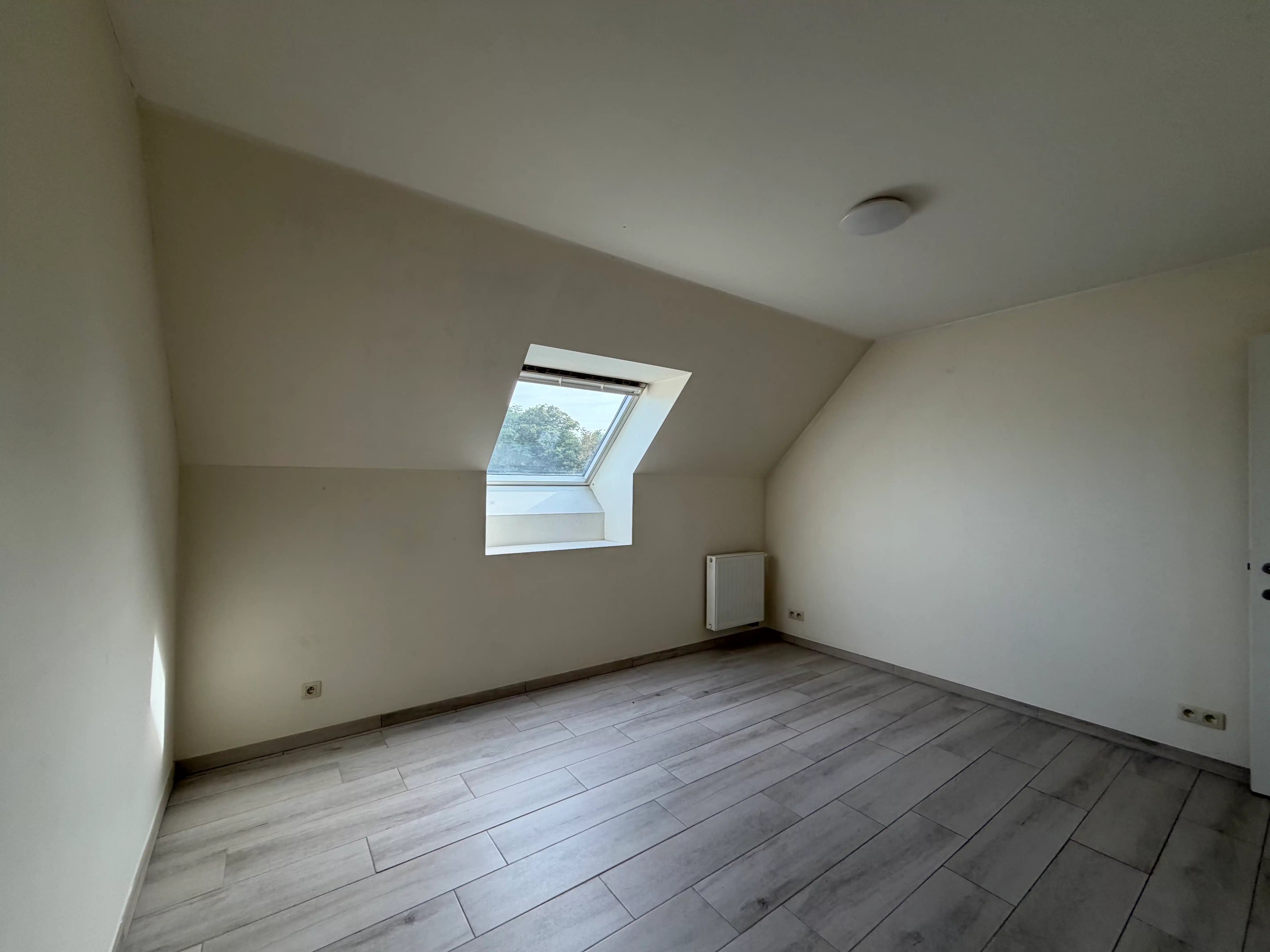 Bel-etagewoning met 3 slaapkamers en ruime terrassen foto 9