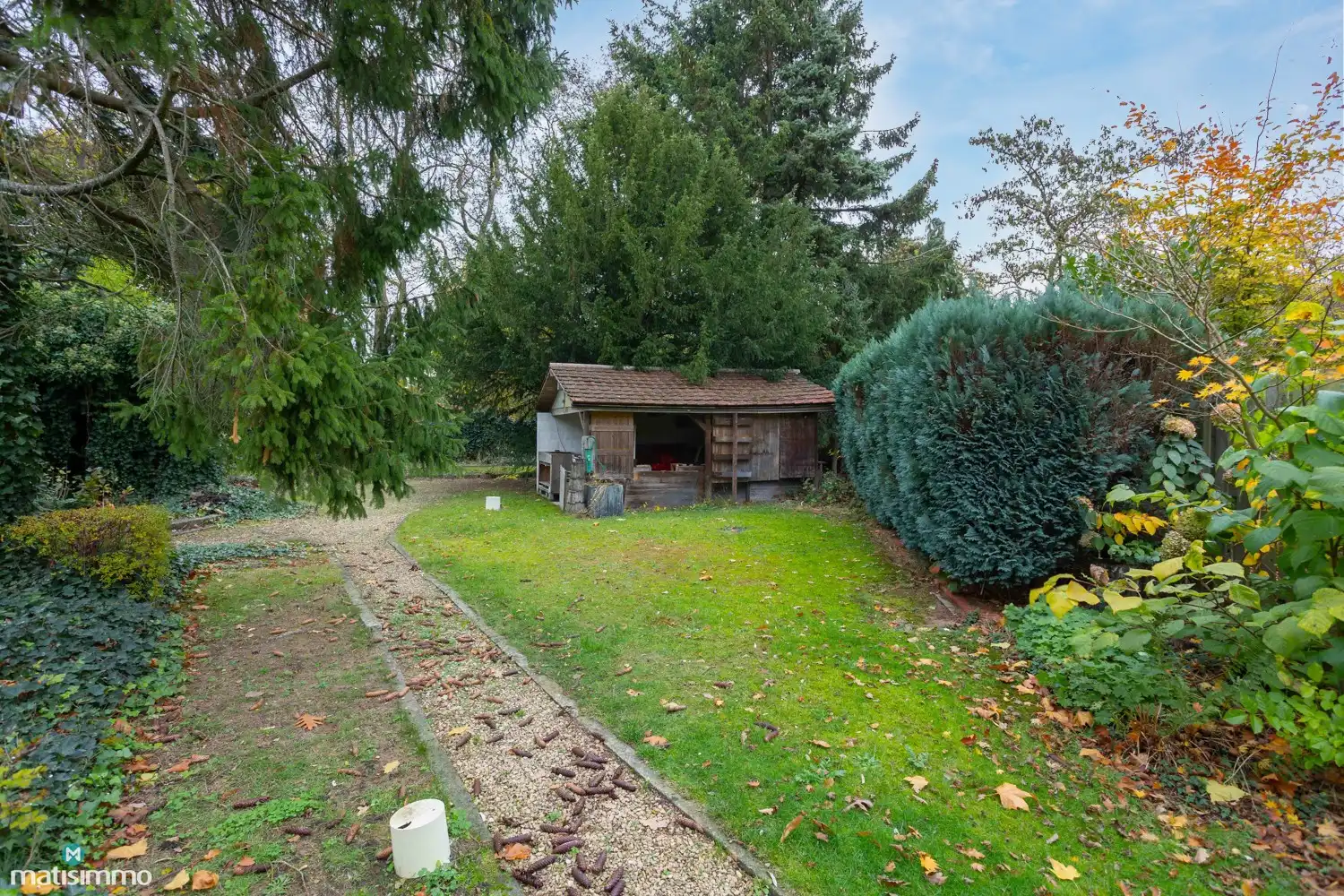 KARAKTERVOLLE WONING MET 5 SLAAPKAMERS EN RUIM PERCEEL TE GENK foto 42