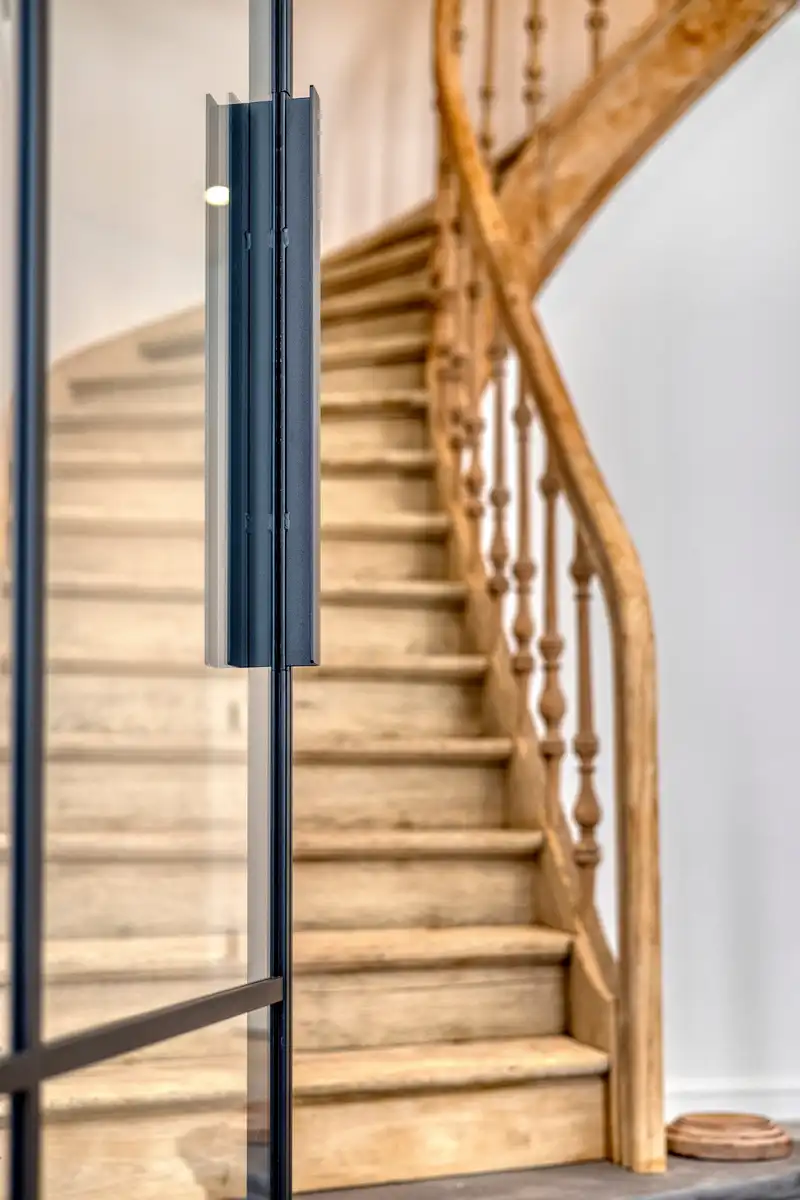 Herenhuis, 305 m2 bewoonb, met tuin en 50 meter van de schelde! foto 4