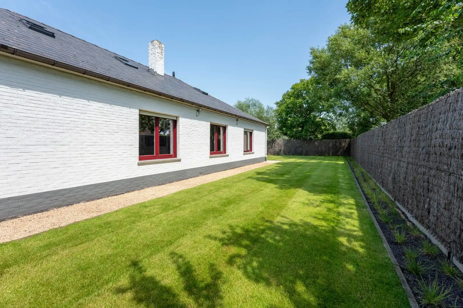 Stijlvolle alleenstaande villa op een uitzonderlijke ligging vlak bij de zee foto 23