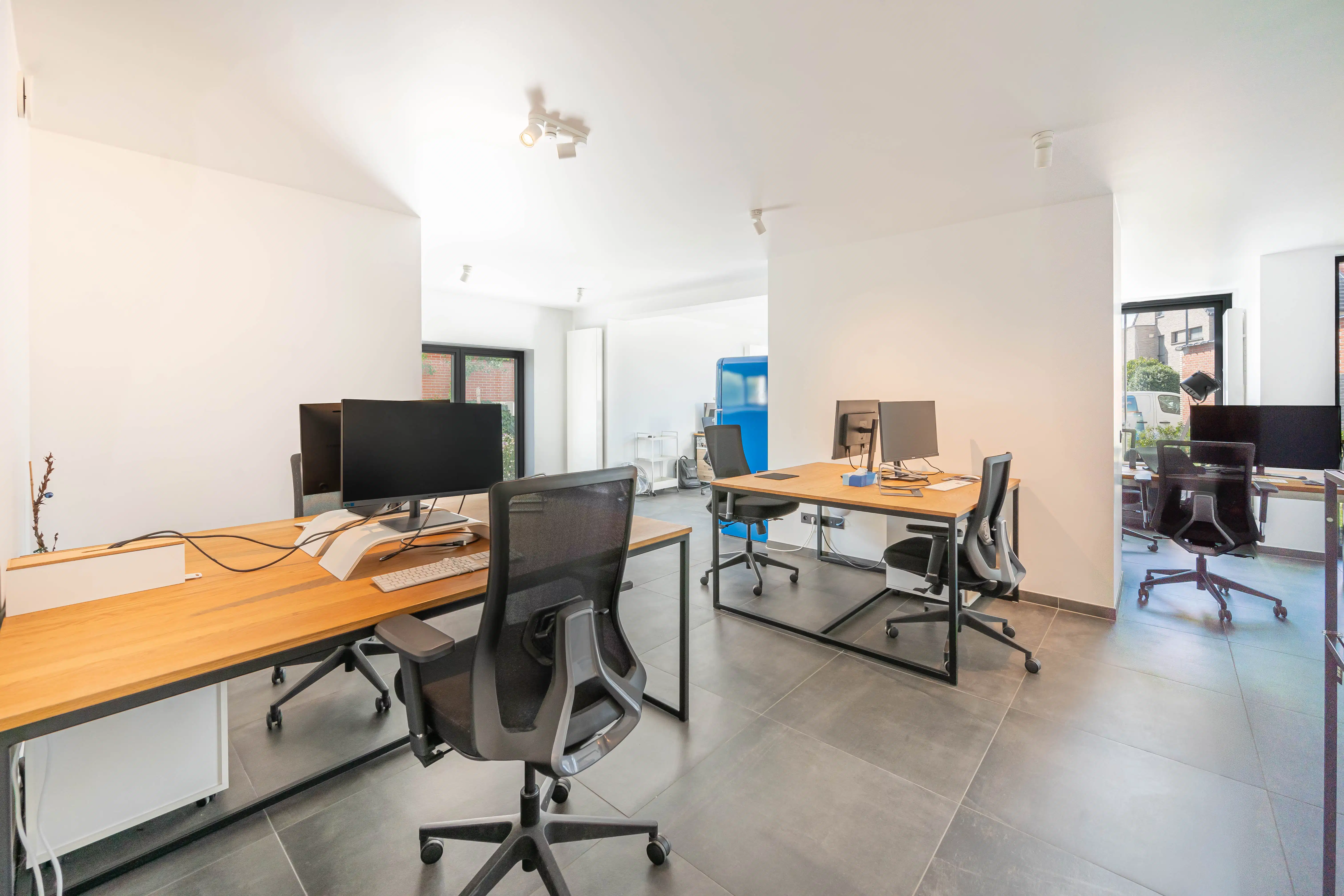 Knappe villa met kantoor, studio of praktijk mogelijkheden foto 7