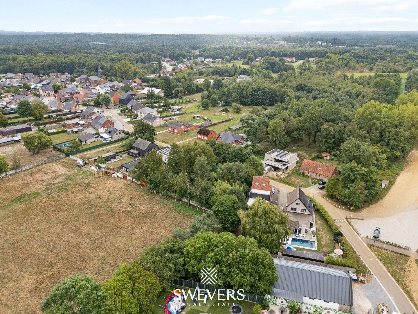 Knappe bouwgrond voor riante woning op 16a10ca in Viversel  foto 11