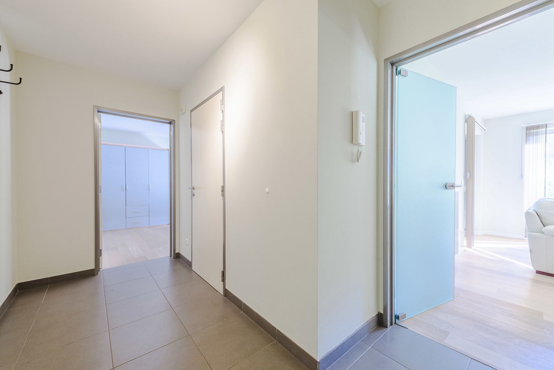 Stijlvol gelijkvloers appartement met terras in Kasterlee foto 15