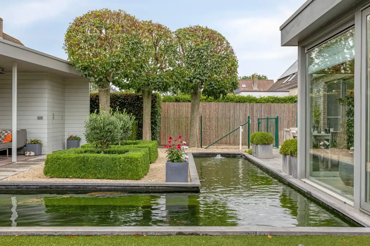 Sfeervol, vrijstaand huis te koop in Sijsele (Damme) foto 25