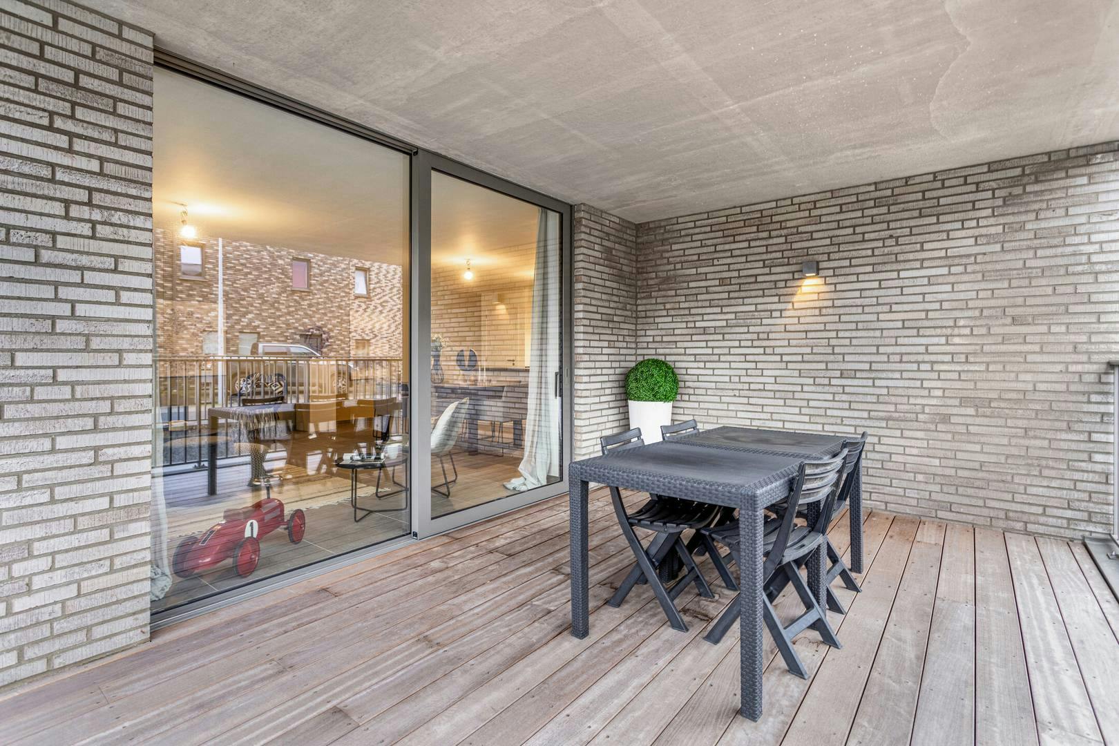 Modern appartement met prachtig terras te koop in Rumbeke foto 9