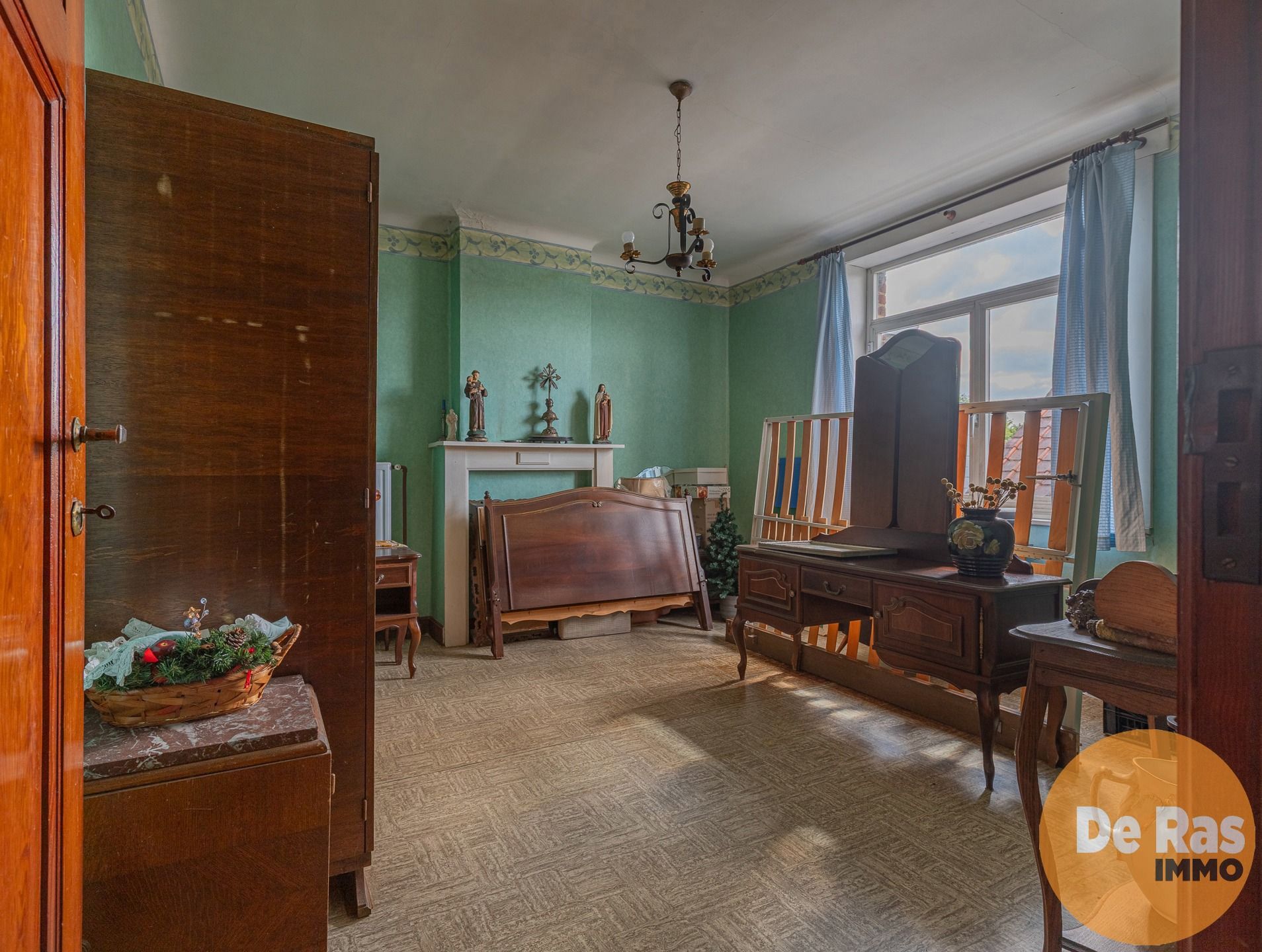 BURST - Te renoveren woning met tal van mogelijkheden foto 19