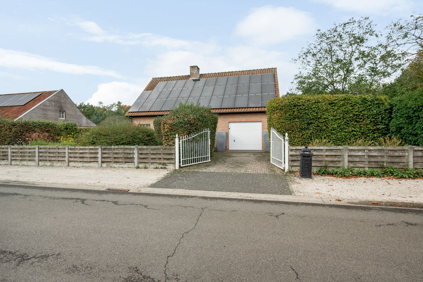 Ruime woning met grote tuin en garage op  1650m2 foto 19