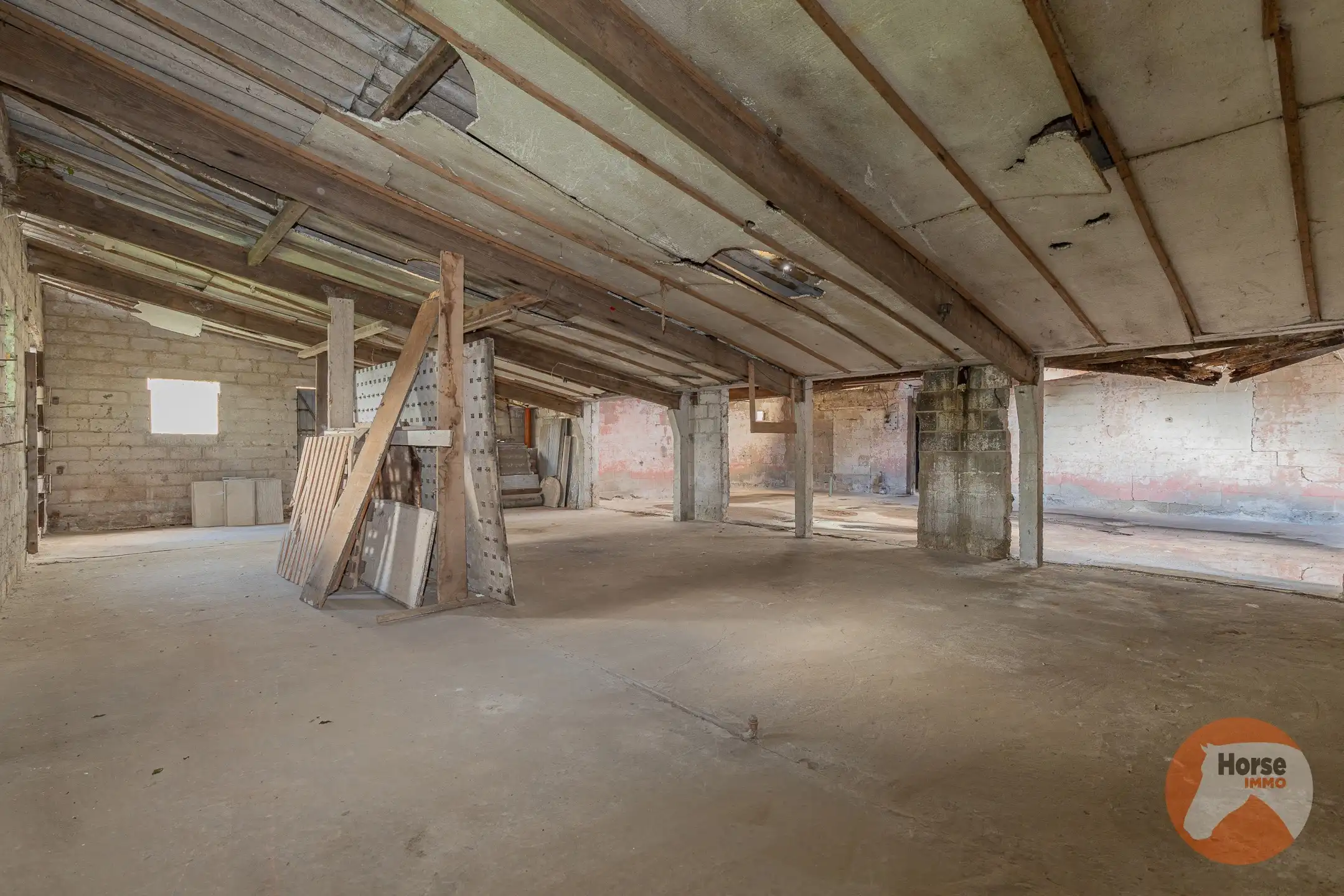 HOFSTADE - Charmante gelegen woning met bijgebouwen en weide foto 19