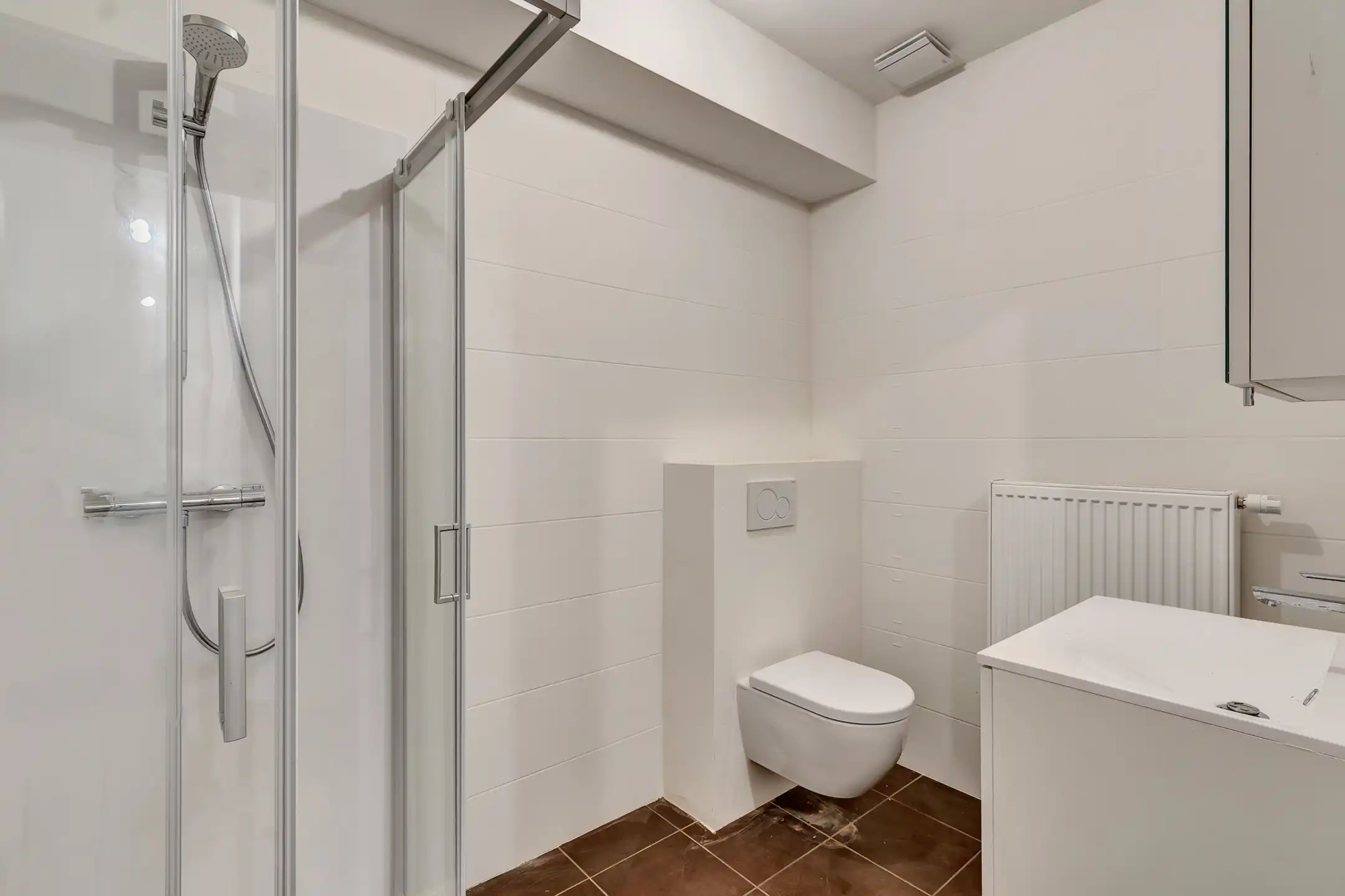 Instapklaar gelijkvloers appartement met tuin nabij centrum Deinze foto 6