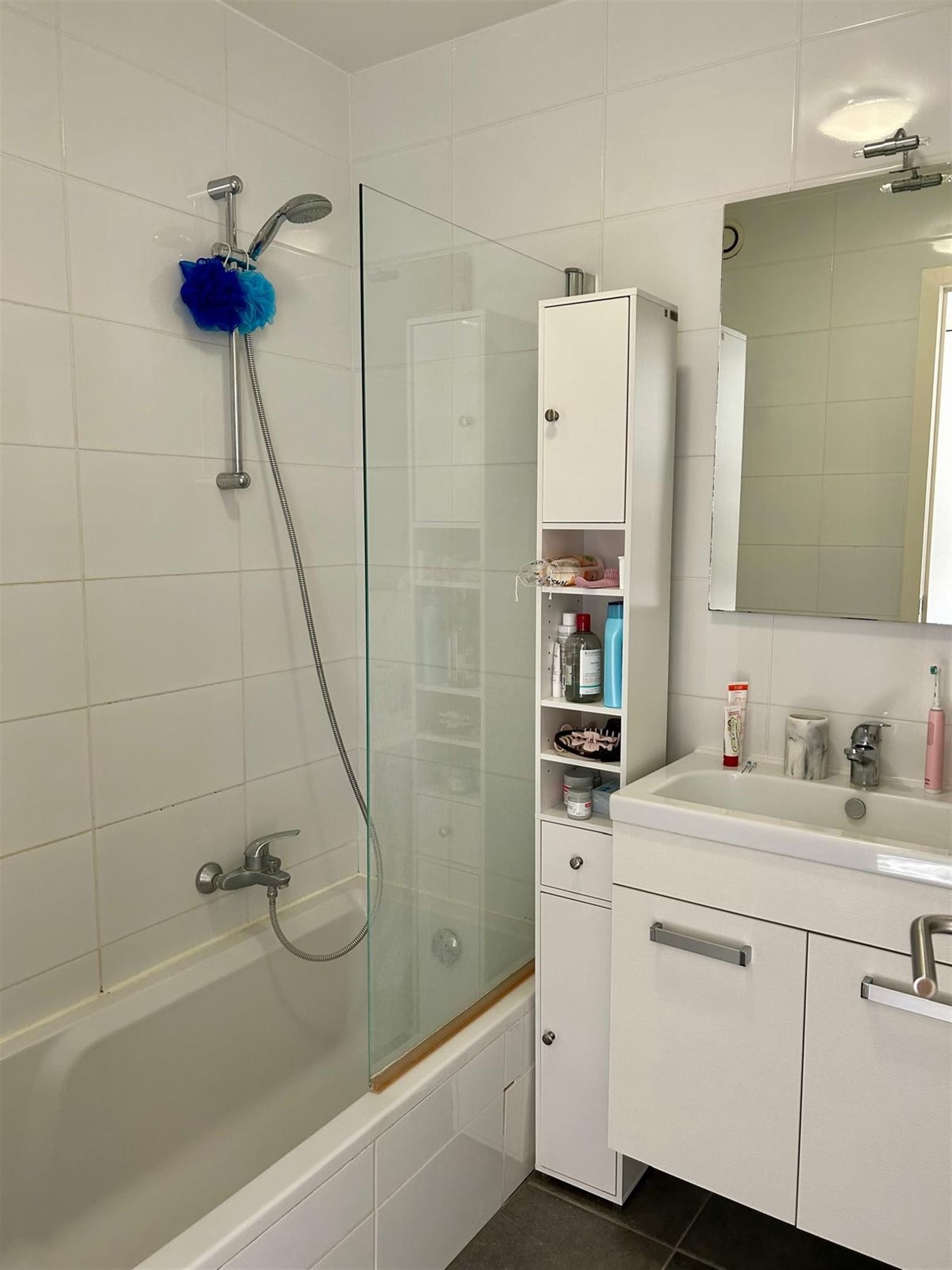 Gelijkvloers appartement met twee slaapkamers foto 11