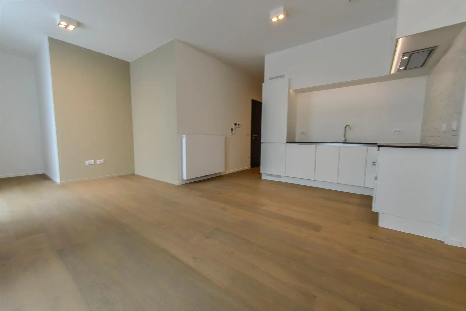 Mooie assistentiewoning  met zuidgericht terras gelegen vlakbij het centrum van Knokke en het Zegemeer foto 3