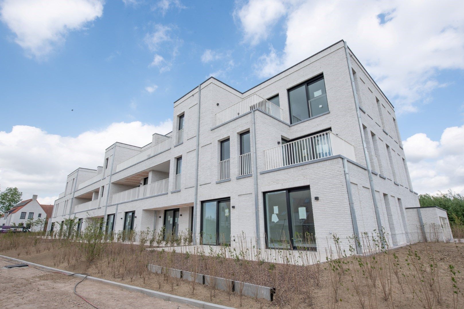 Mooi nieuwbouwappartement met terrassen voor- en achteraan foto 20