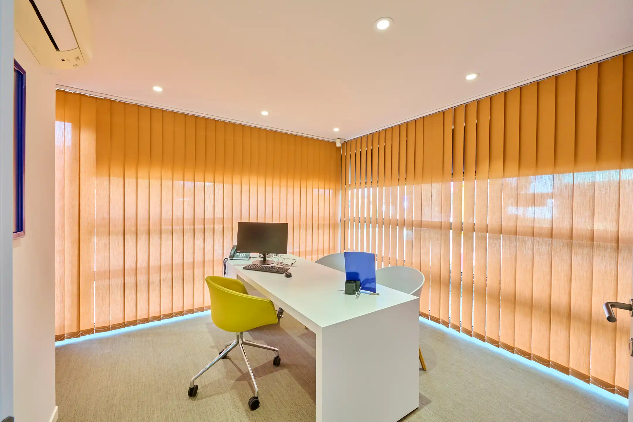 Te huur: Kantoor/handelsruimte (184 m²) in hartje Meeuwen foto 7
