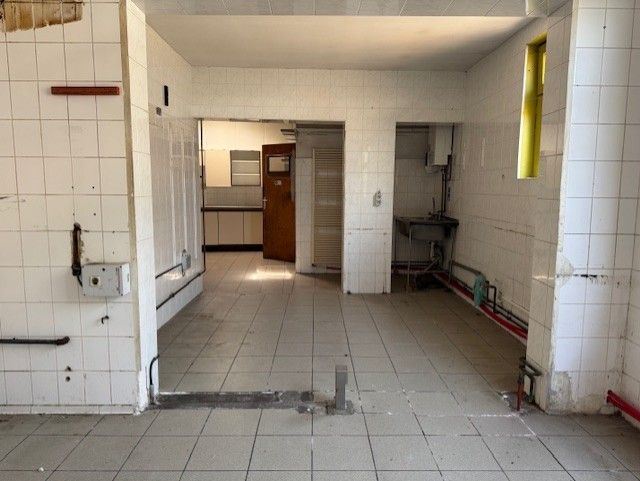 PRAKTIJK/BUREELRUIMTE met WOONST te BRUGGE foto 11