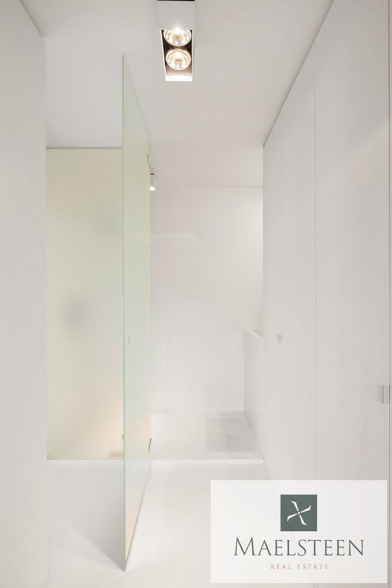 Instapklare en kwalitatieve woning te Sint-Andries Brugge foto 32
