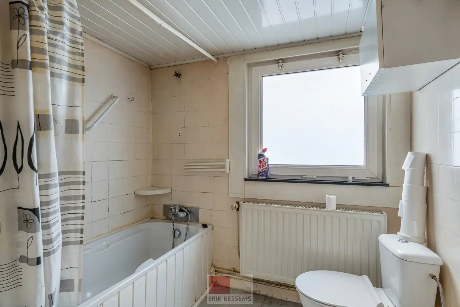 Unieke te renoveren investeringsopportuniteit met 7 mogelijke wooneenheden (huidige toestand niet vergund!), grenzend aan zowel de Millerdries als de Van Den Boschstraat in Riemst. foto 6