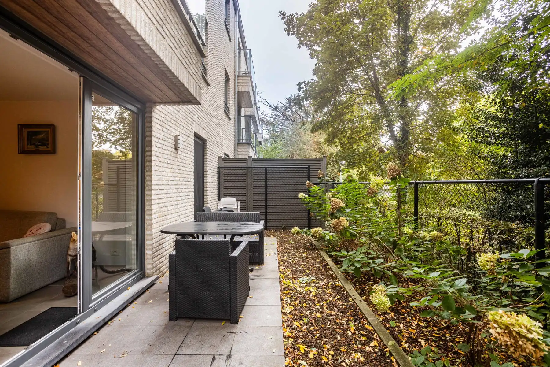 Gelijkvloers kantoor/praktijkruimte bij station Denderleeuw foto 26