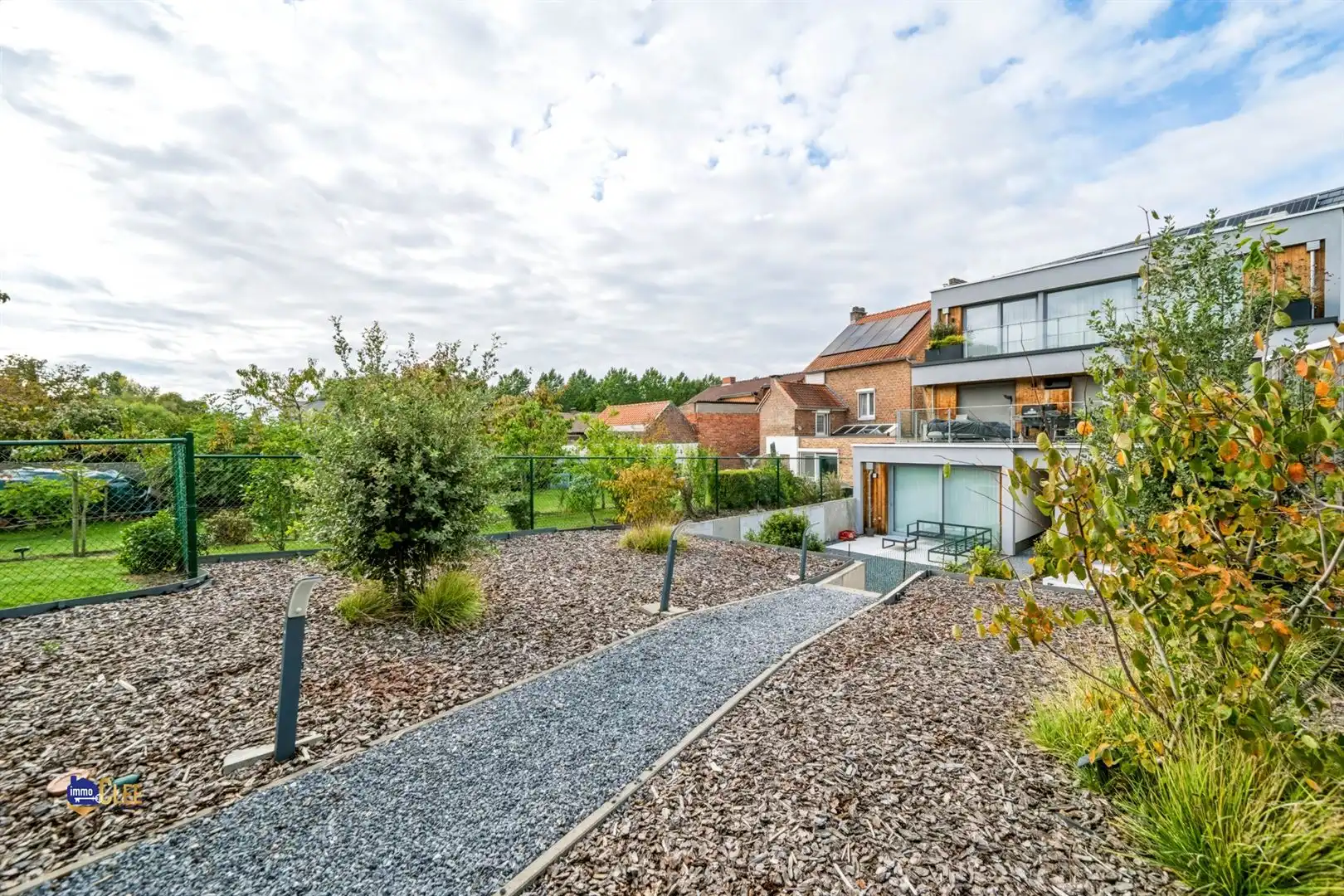 Lichtrijk en luxueus appartement met terras in het rustige Brustem foto 16