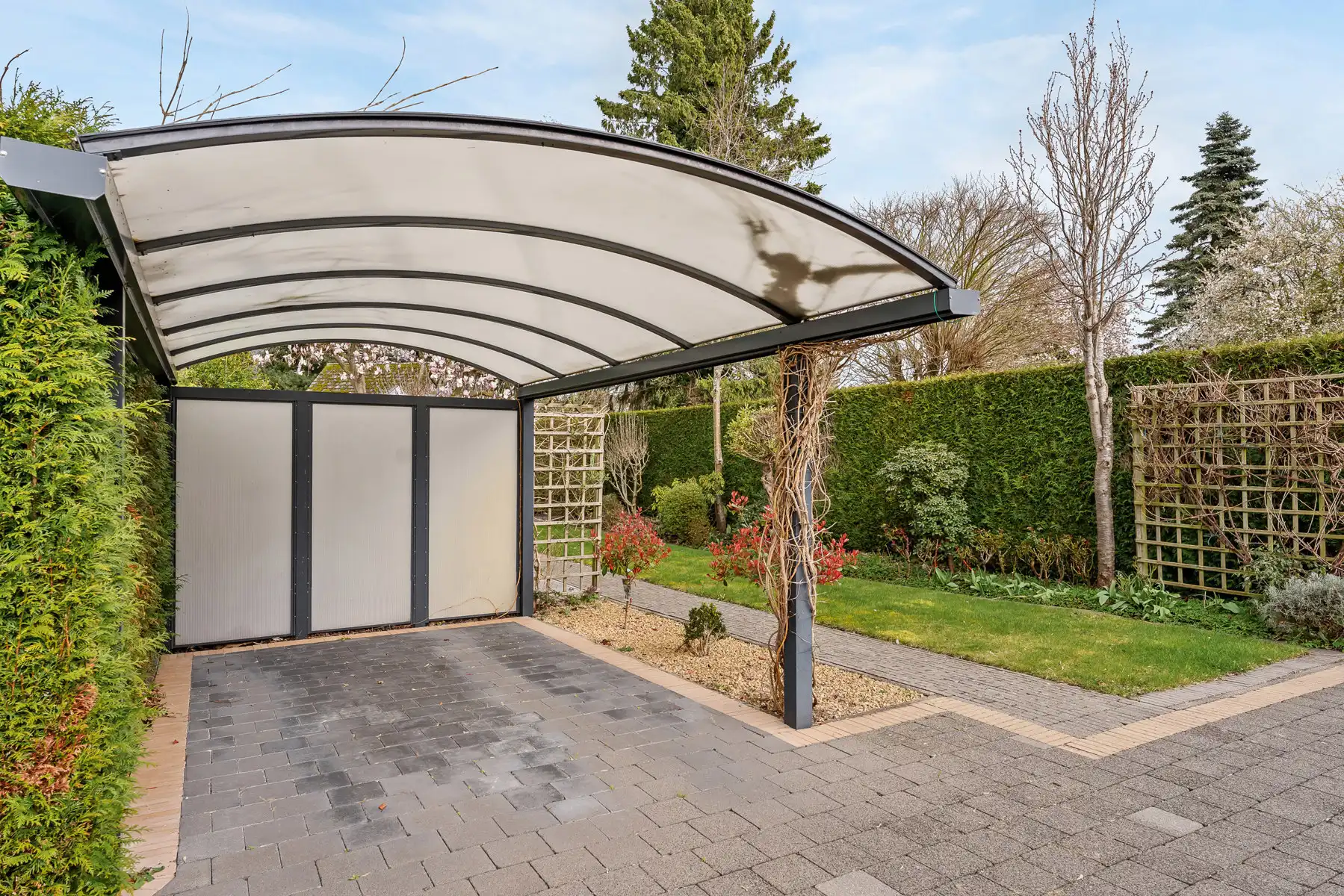 WONING + 5 SLK + 2 LIVINGS + 3 BDK + 4P + TUIN + TERRASSEN foto 31