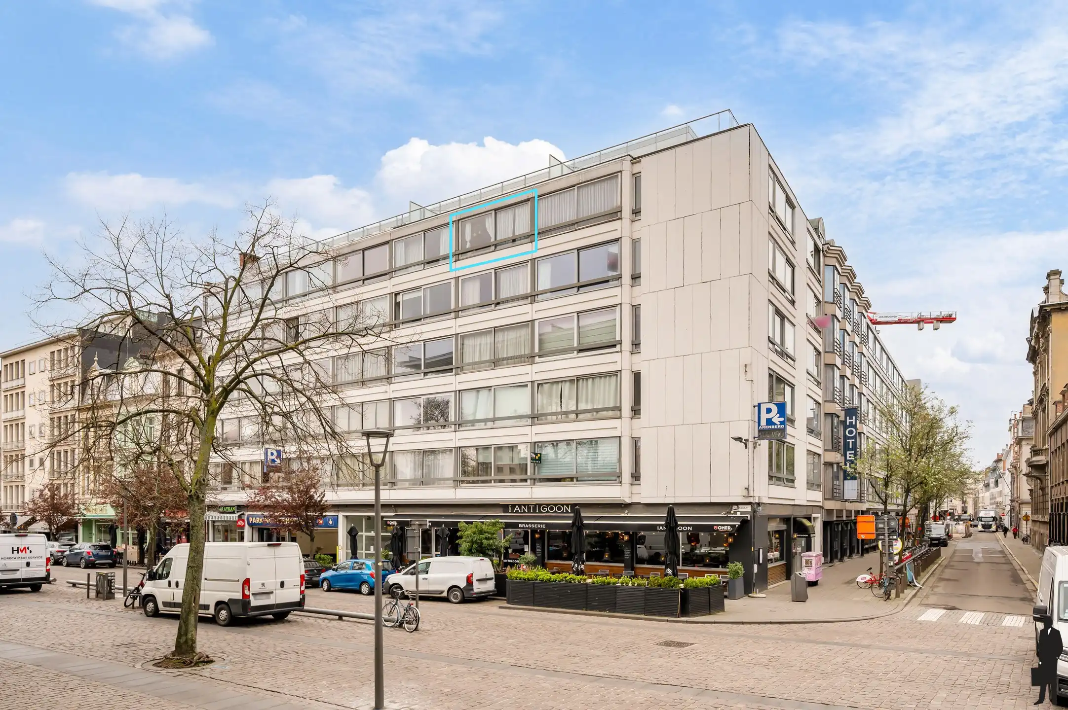 Studio met zicht op Theaterplein foto 13