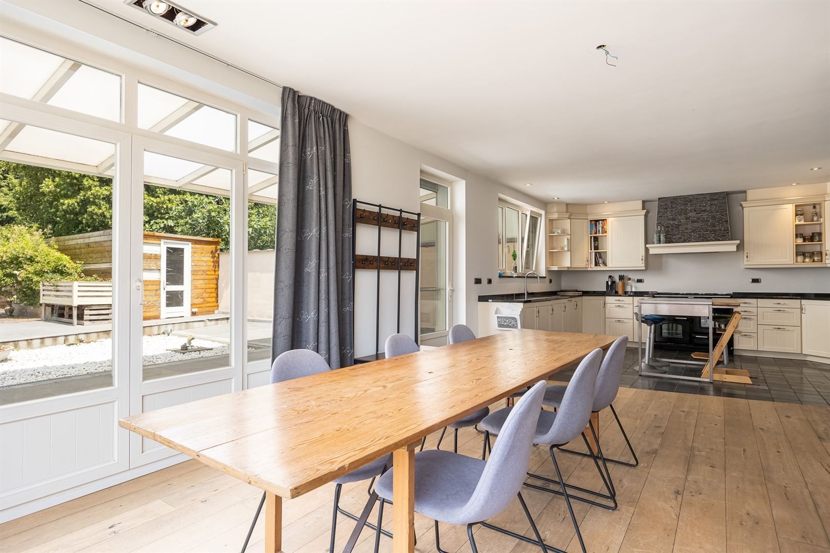Een bijzondere woning op een bijzonder rustige locatie. foto 6