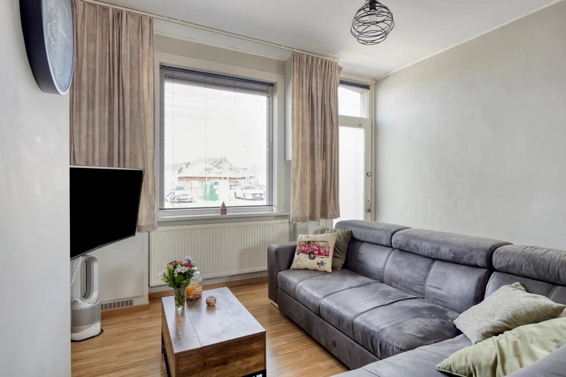 Centraal gelegen instapklare woning met 2 slpk en zuidtuin foto 5