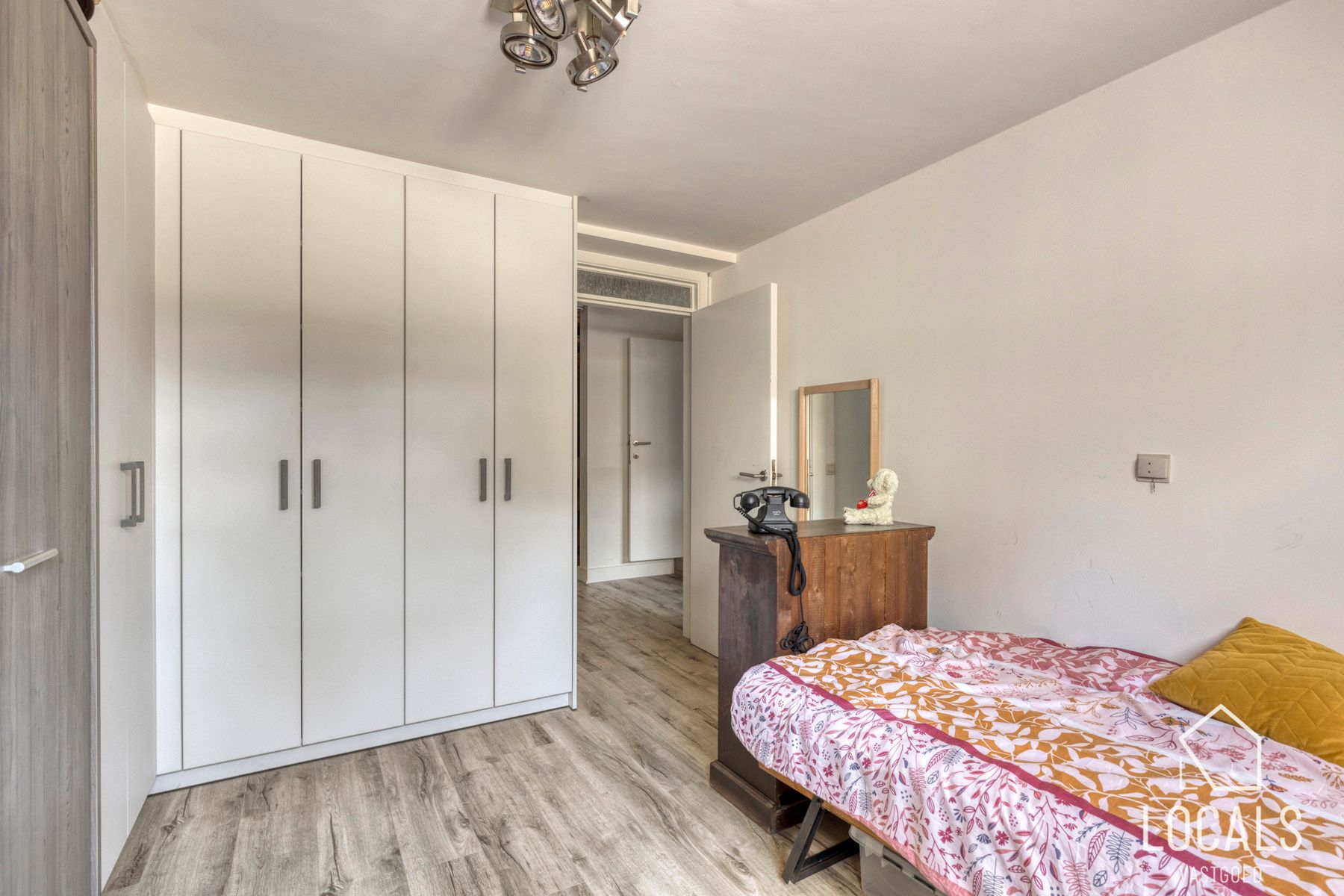 Appartement met garage, tuin en 2 slaapkamers op topligging foto 22
