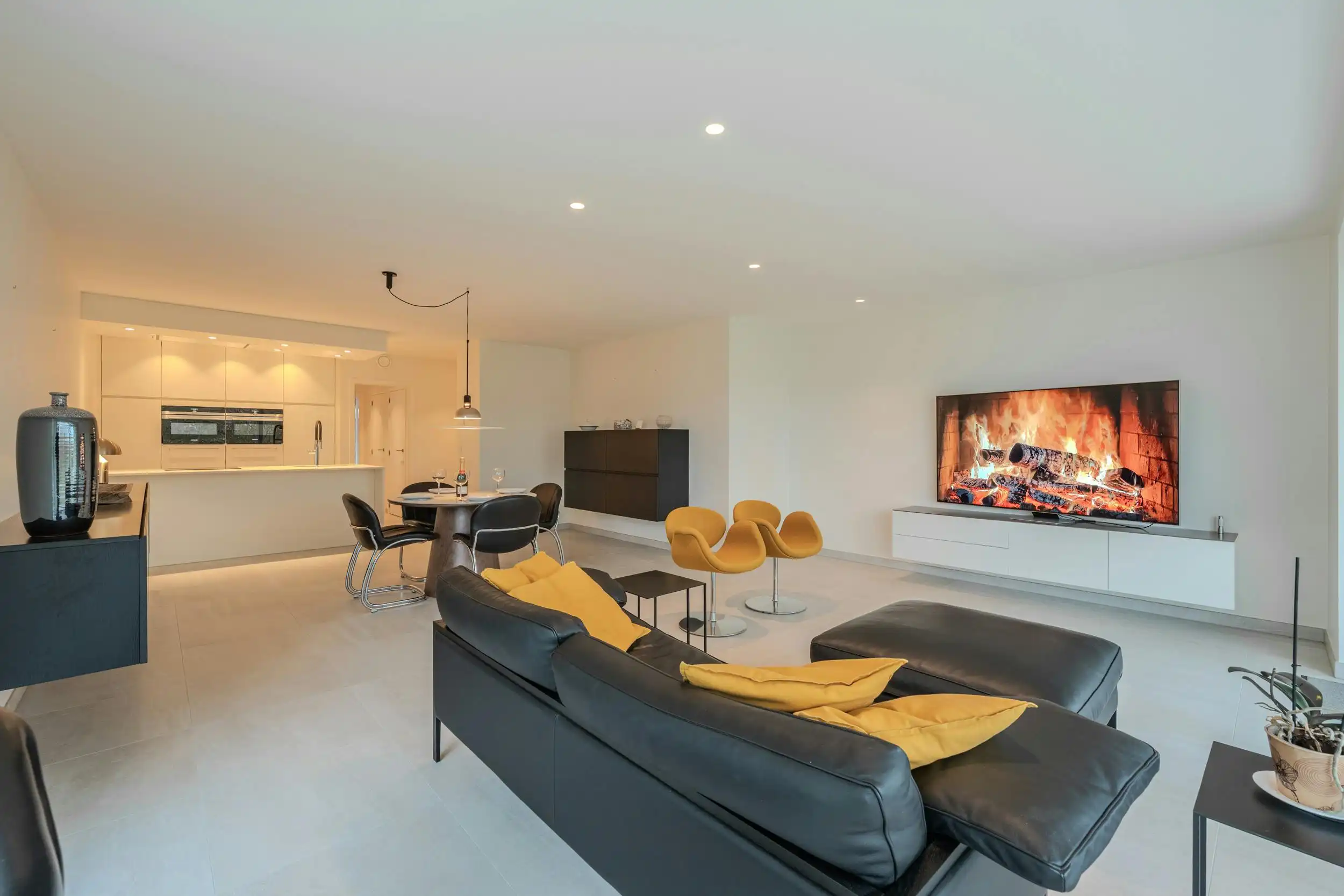 Prachtig appartement met ruim terras en zicht op Normandpark foto 6