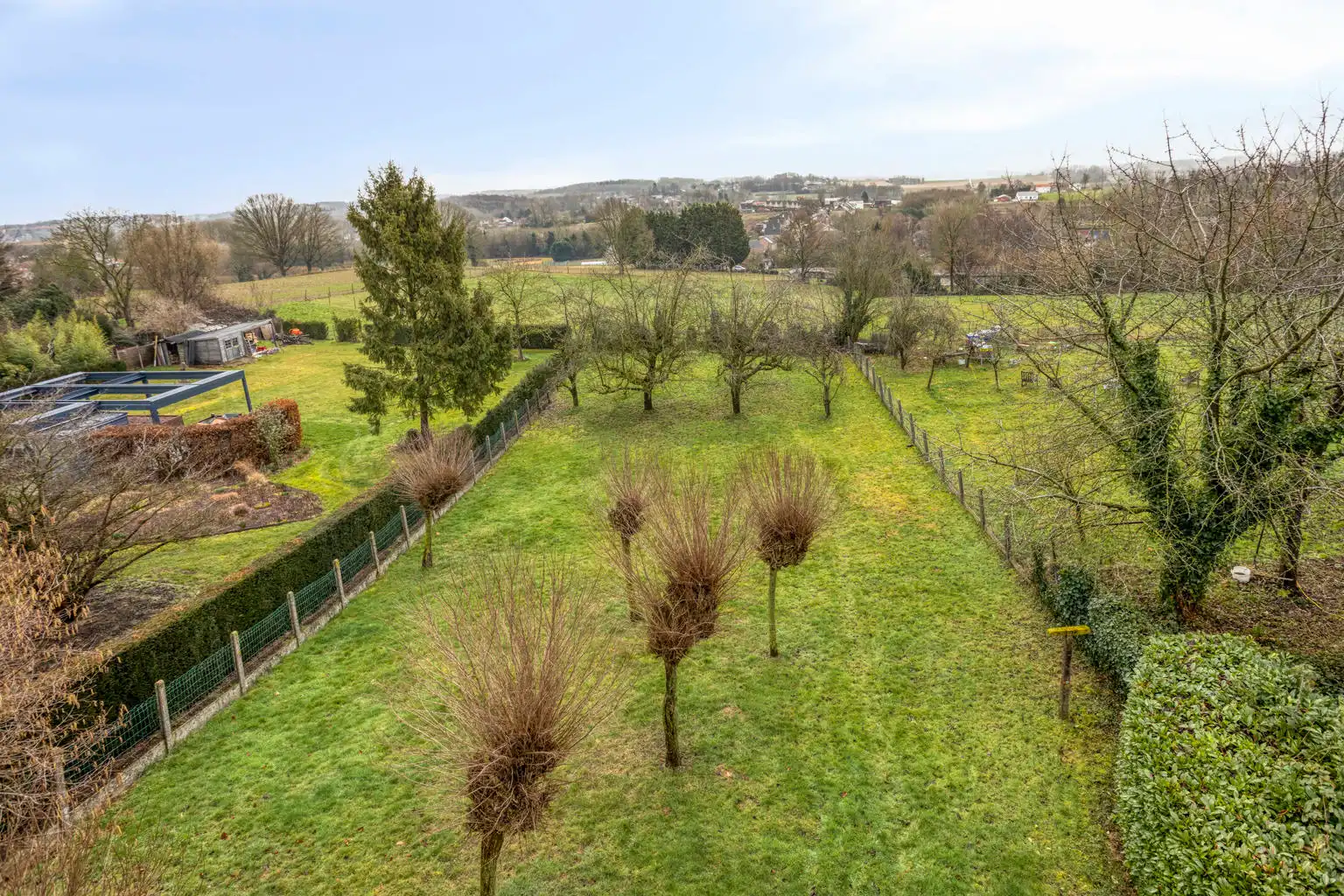 MOOIE ARCHITECTENWONING MET VERZICHT foto 30