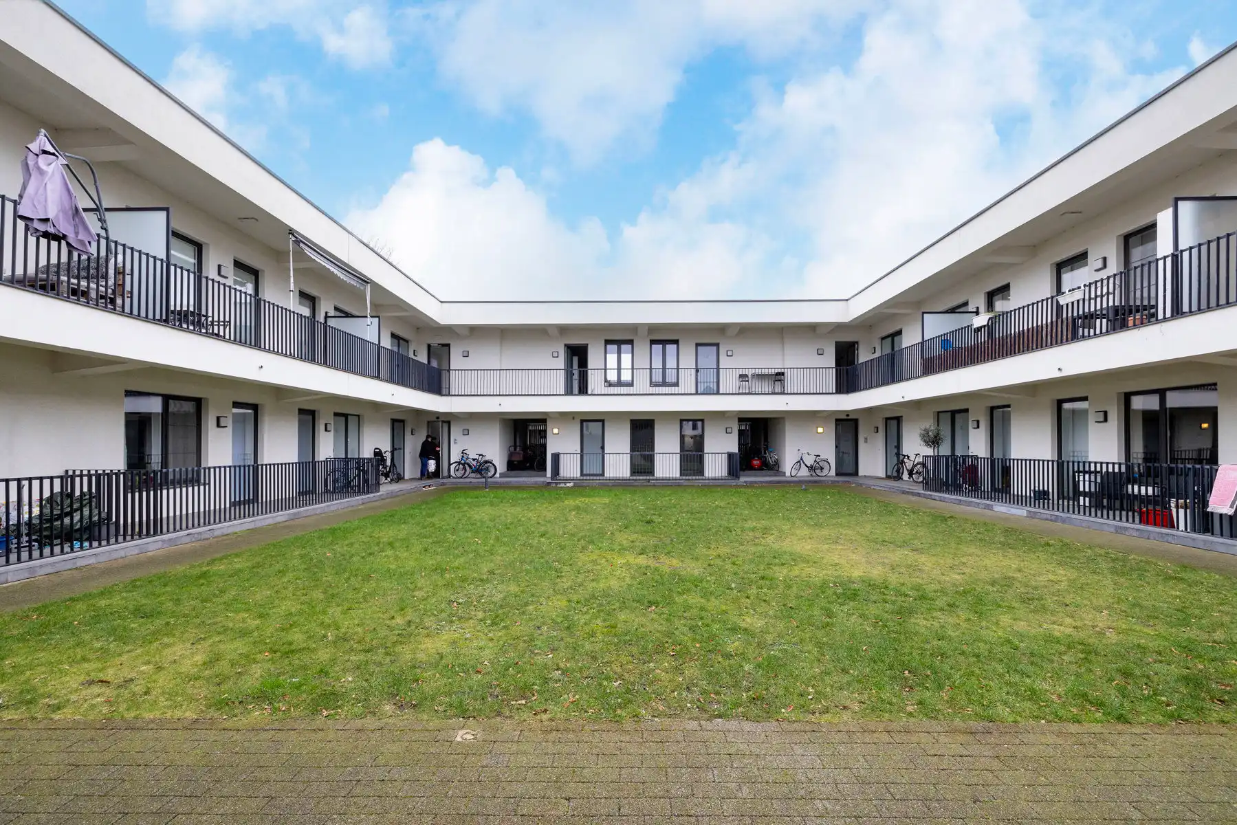 Mooi app. op leuke locatie, momenteel verhuurd! foto 18