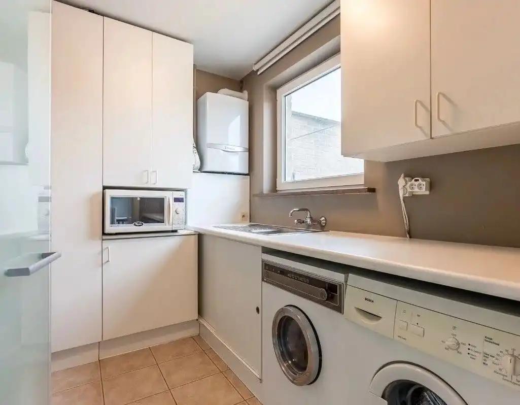 Luxueus duplex appartement met privé-lift, 3 slaapkamers, terras, ondergrondse parkeerplaats en ruime kelderberging. foto 10